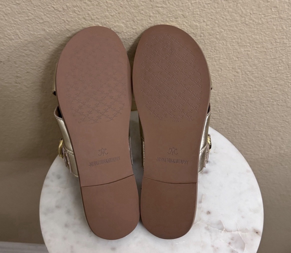 Women Johnston & Murphy Shayla Leather gold Crossover summer Sandal Comfy 6M