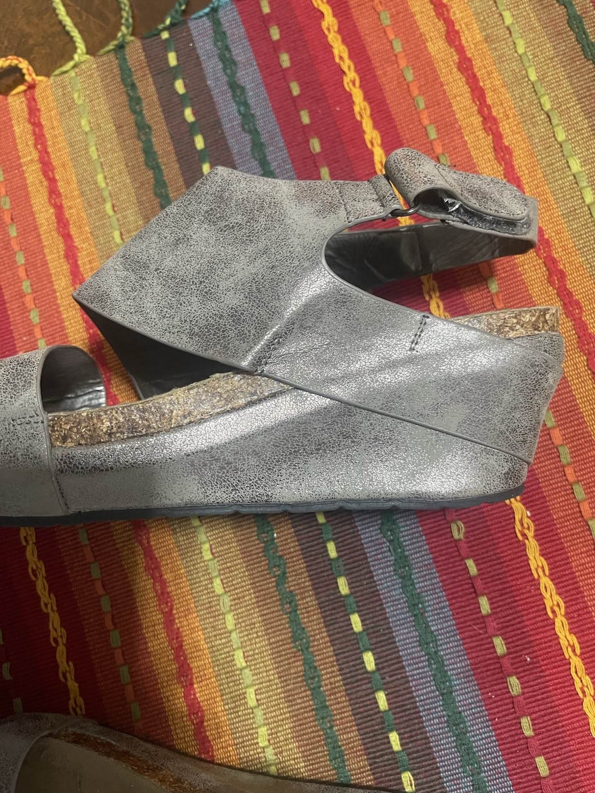 Pierre Dumas Ladies Metallic Platform Cork Wedge Sandals Size 10