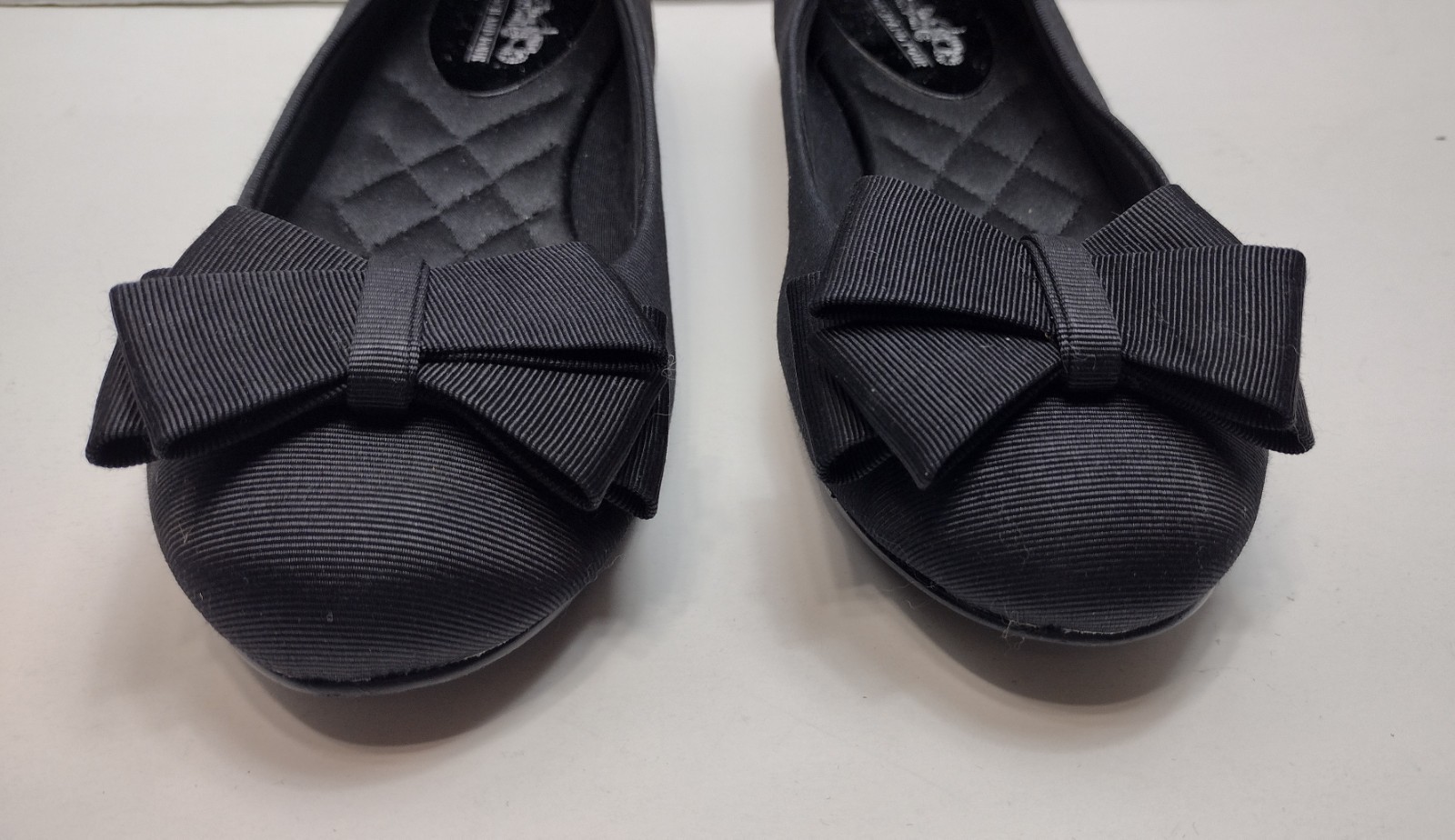 Coach and Four Women’s Size 7 1/2 Black Grosgrain Bow Flats Quilted Insole NICE