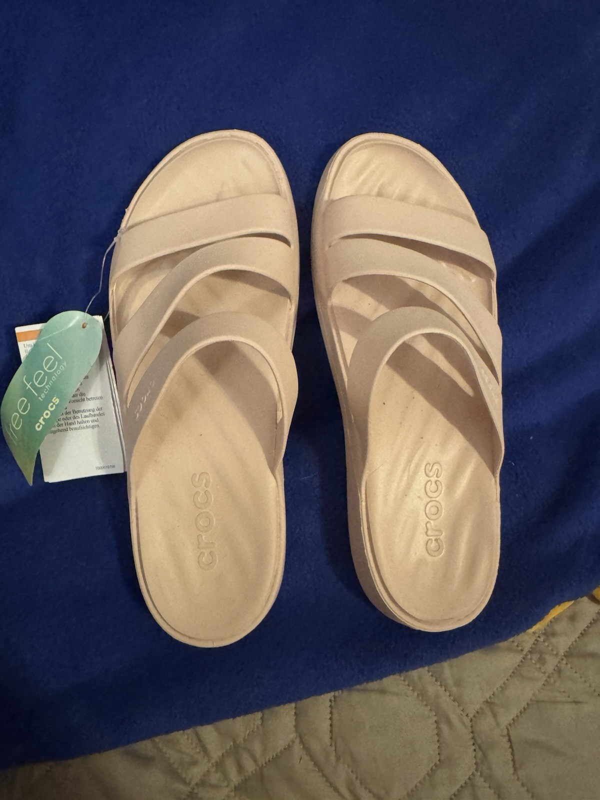 NWT Crocs Getaway Strappy Sandals/Slides