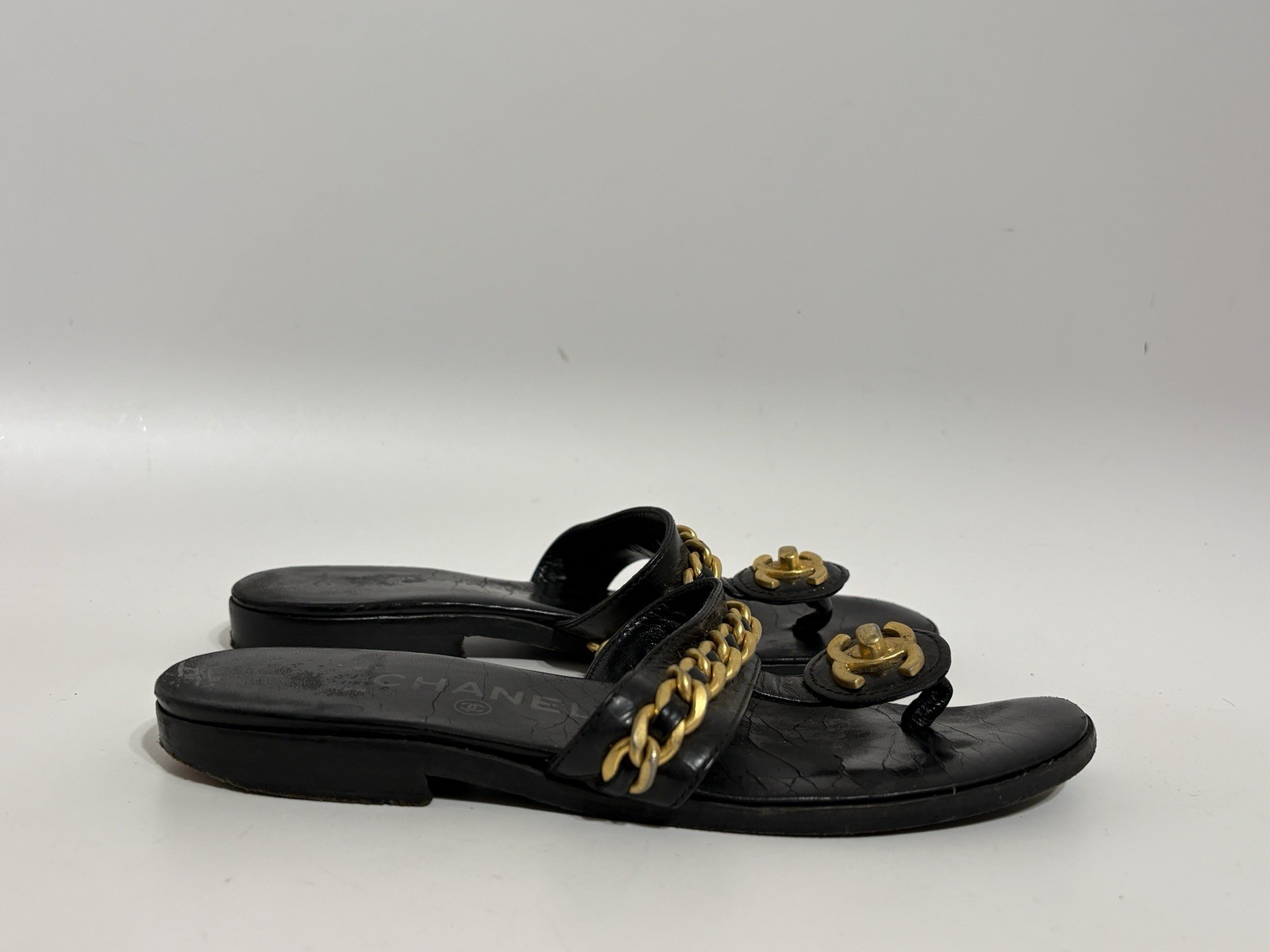 Vtg Chanel 90s Black Leather CC Logo Turn Lock Sandals 37
