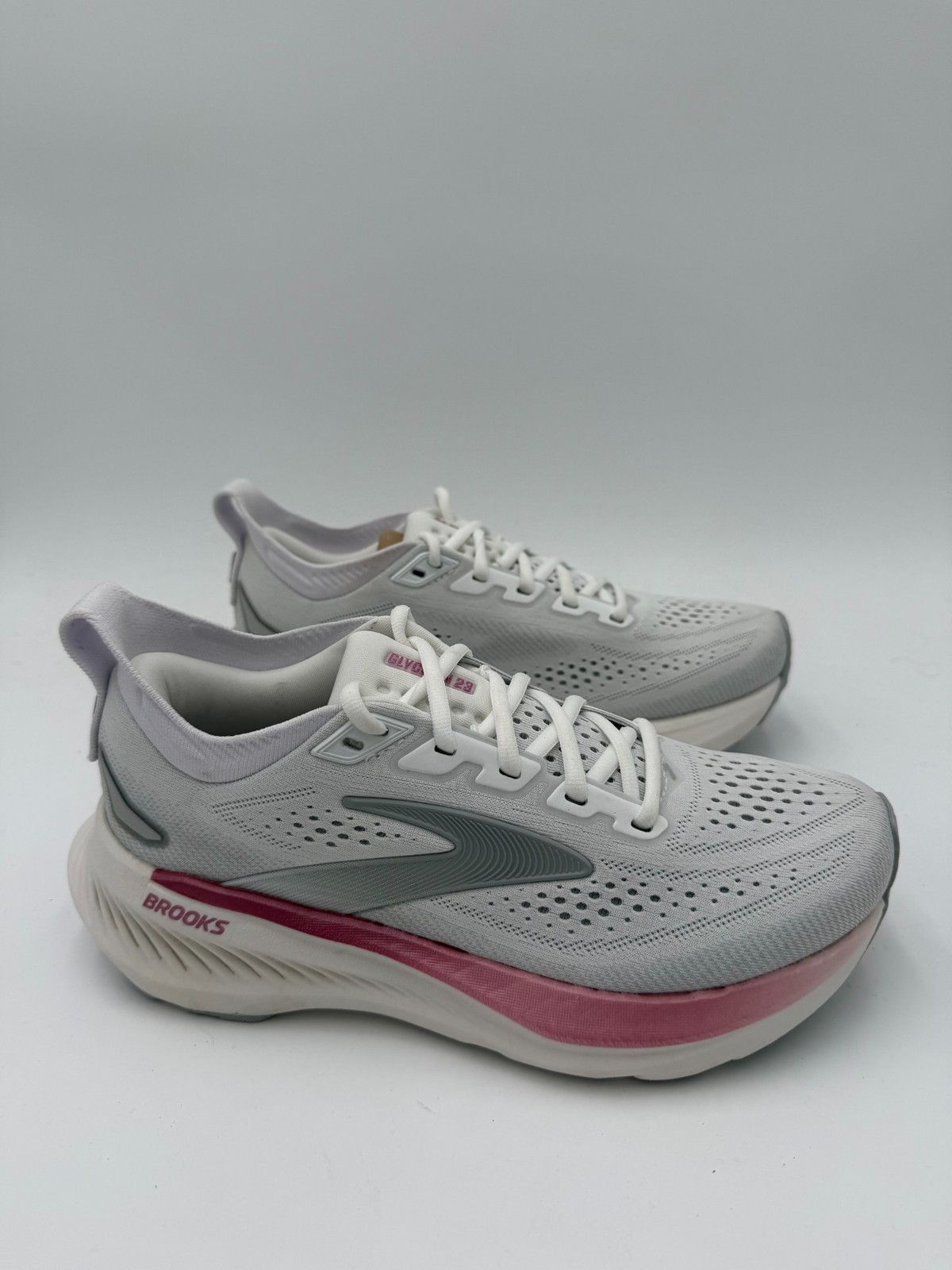 Brooks Glycerin GTS 23 Running Shoes Women’s US 7 Gray Lace-Up 1204651B133