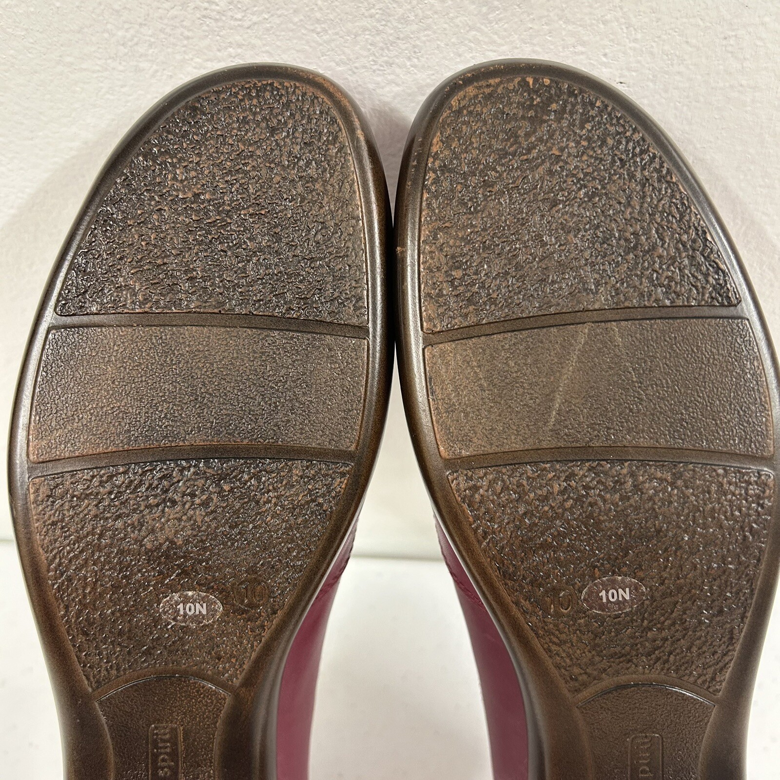 Easy Spirit Daisie Women’s Slip On Loafers Size 10N Purple NEW