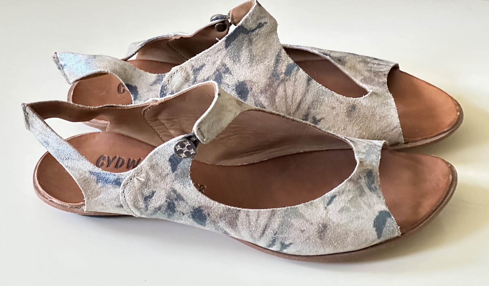 Cydwoq Floral Flat Leather Sandals Women Sz 36 / US 6 Slingback Handmade In USA
