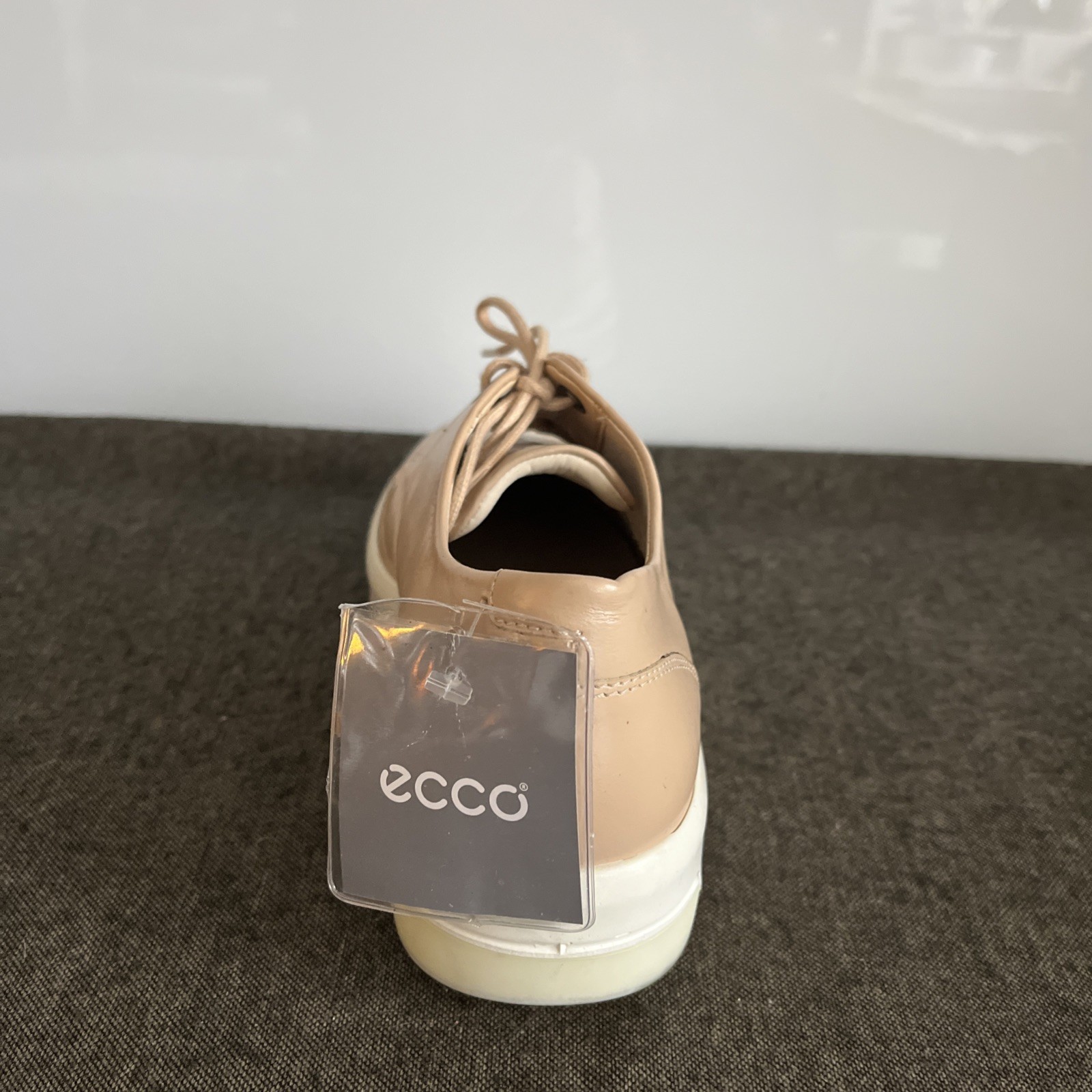 Ecco Women’s Soft 9 Volluto Calf Leather Wingtip Sneaker • EU 37 (US 6-6.5)