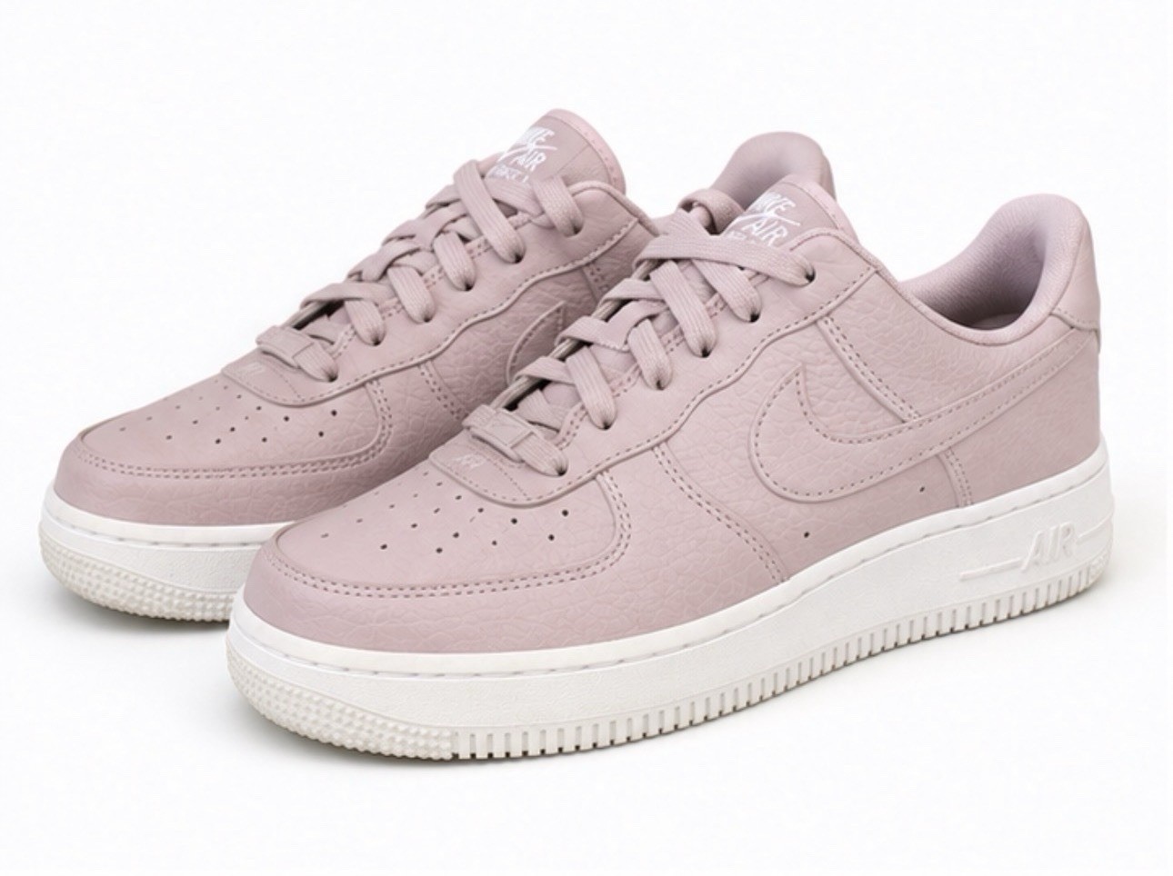 Size 10 – Nike Air Force 1 PLT.AF.ORM Pink Oxford W