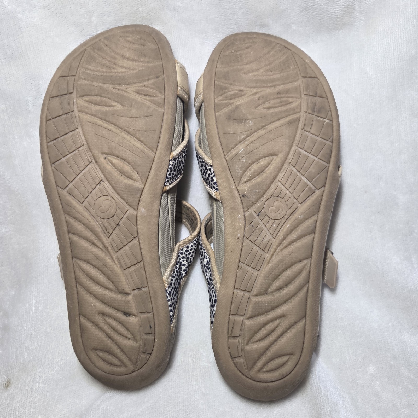 Baretraps Womans Deserae Slide Sandal Deserae Slide Sandal Arch support Size 9.5