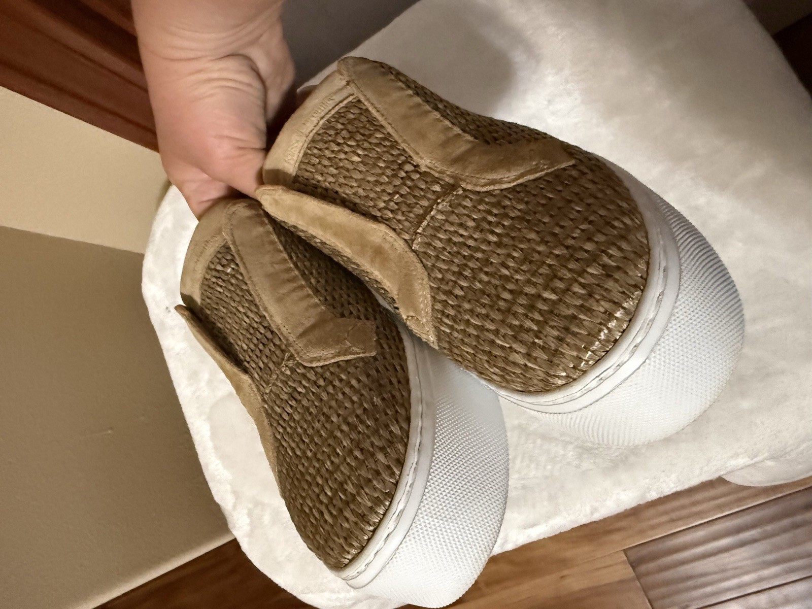 Russell & Bromley Park Up Tan Woven Raffia Flatform Laceless Women’s Sneakers 9