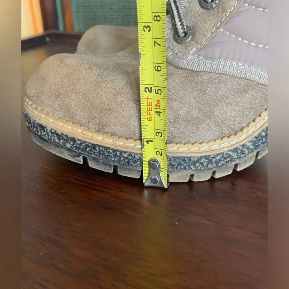 Women’s Lace Up Quilted Ankle Boots Faux Fur Trim Block Heel Taupe Size 6.5
