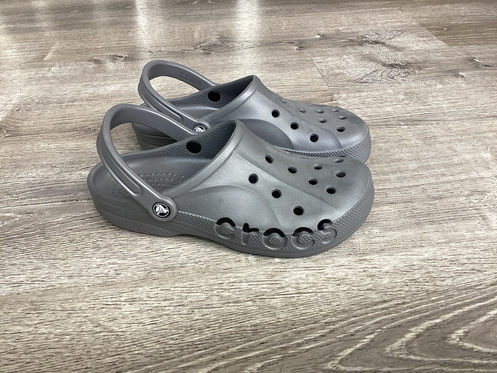 Crocs Baya Clog Mens 8 Womens 10 Grey Sandals Shoes Slip on Comfort 10126