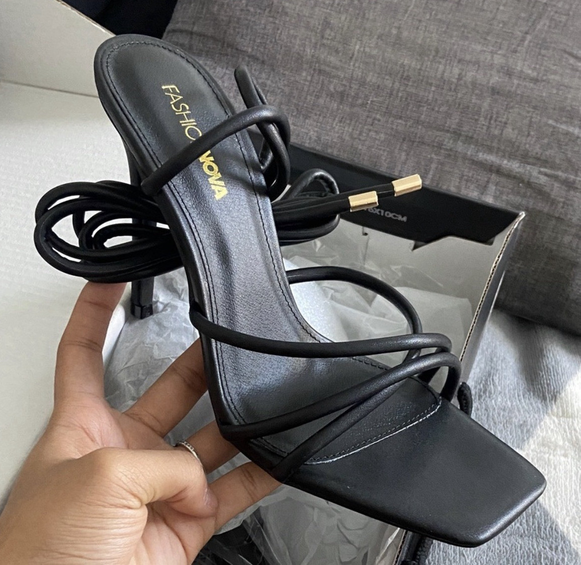 Fashion Nova Women’s Black Lace-Up Strappy Square Toe Heels Size 8.5