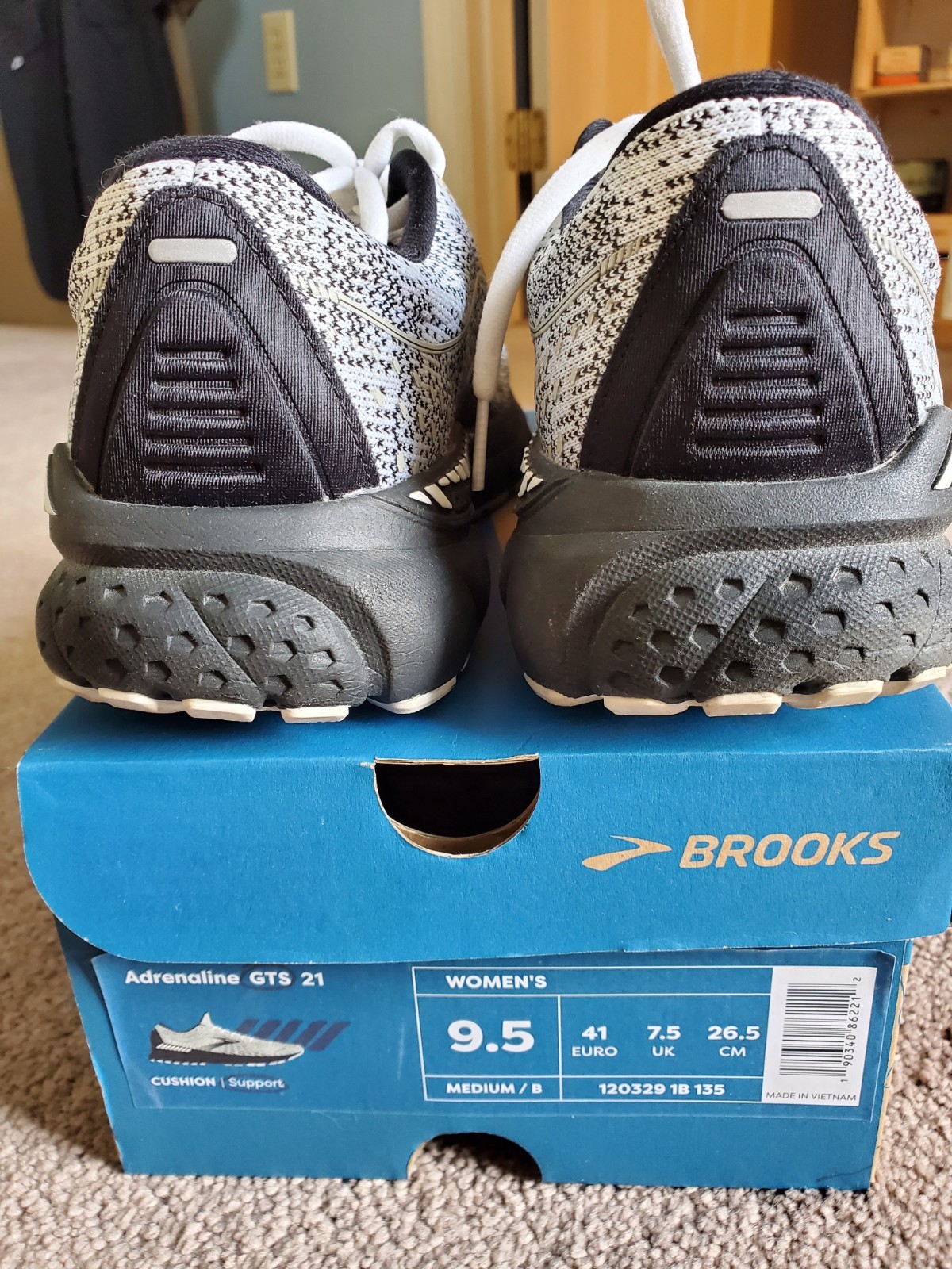 Size 9.5 – Brooks Adrenaline GTS 21 Black/Gray/White – 120329-1B-135