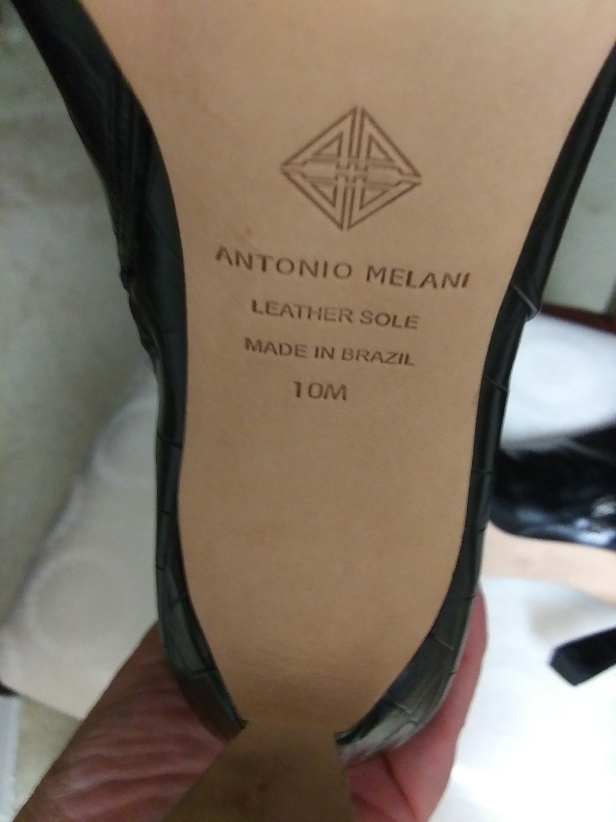 BRAND NEW ANTONIO MELANI Rich Classy Sophisticated LEATHER Black Bootie- 10 M