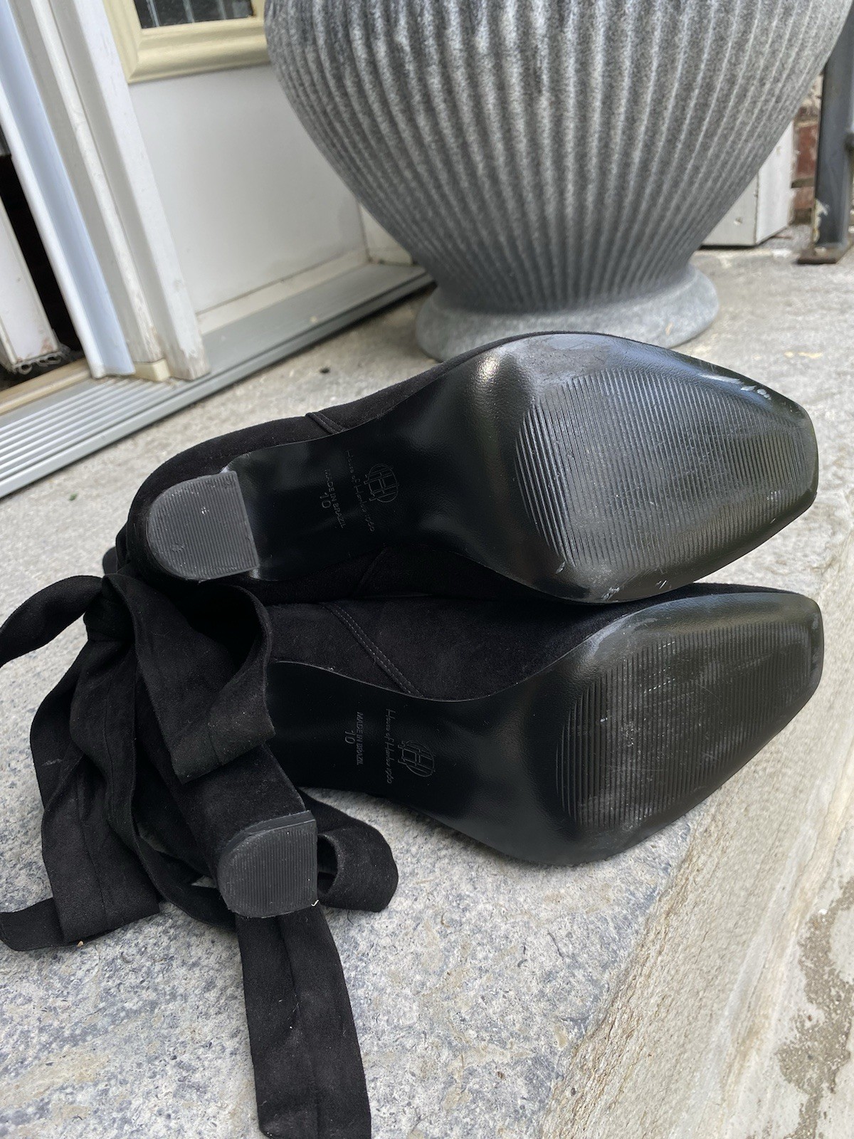 House of Harlow 1960 x REVOLVE Hazel Size 10 Black Boot with block heel.