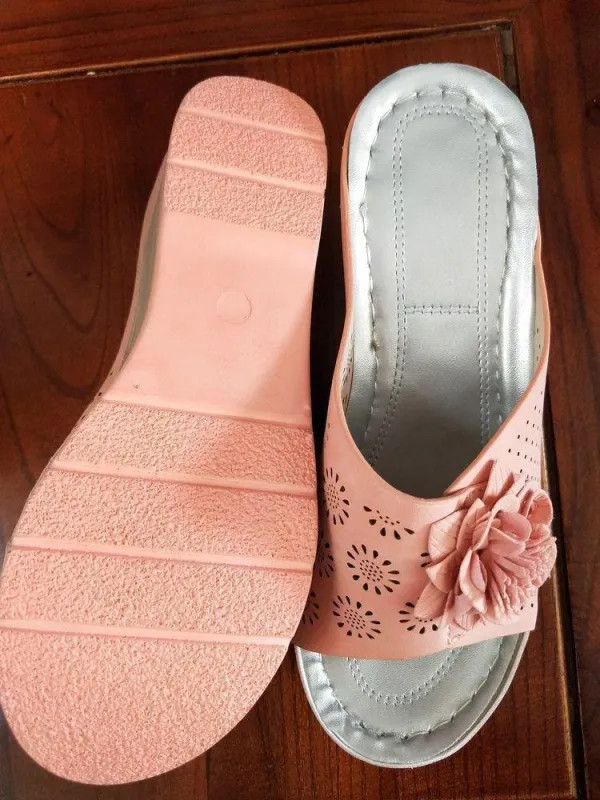 Summer Women Slippers Platform Female Sandals Fashion Flower Hollow Wedge Beach