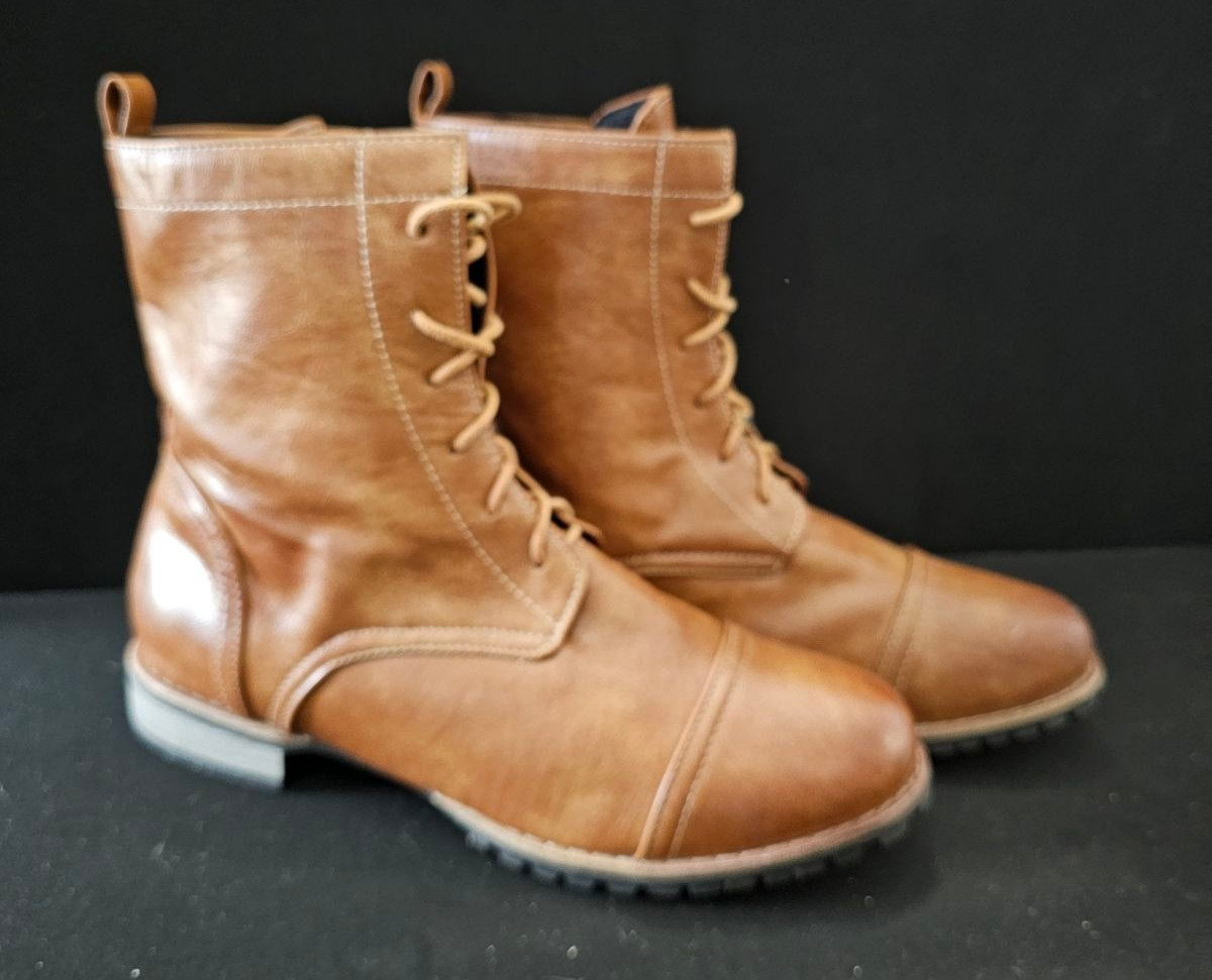 Daily Shoes Brown Faux Leather Classic Lace-Up Boots Women’s Size 13 NEW