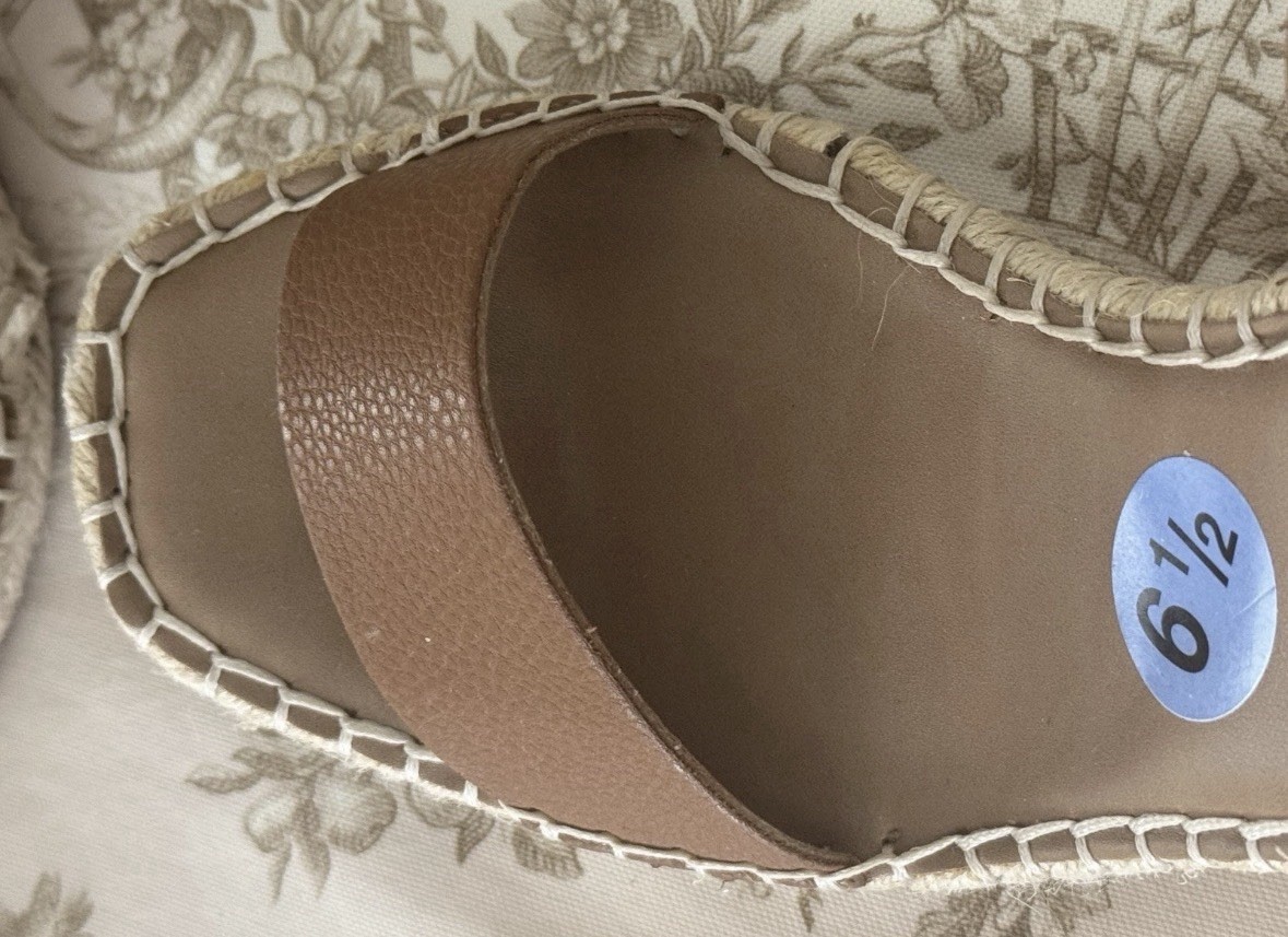 Steven New York Peni Studded Wedge Sandal – Cognac. Size 6.5.