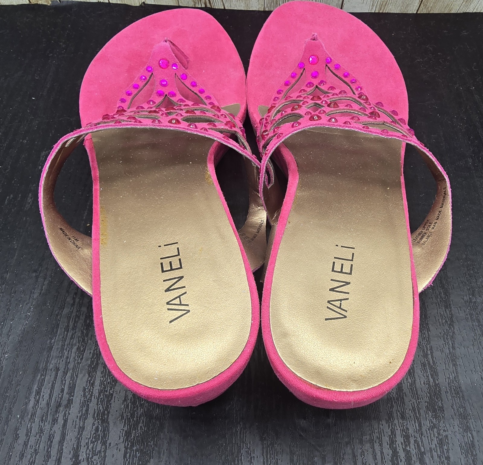 Vaneli Kate Barbie Hot Pink Suede Rhinestone Women’s Wedge Heel Sandals Size 11M