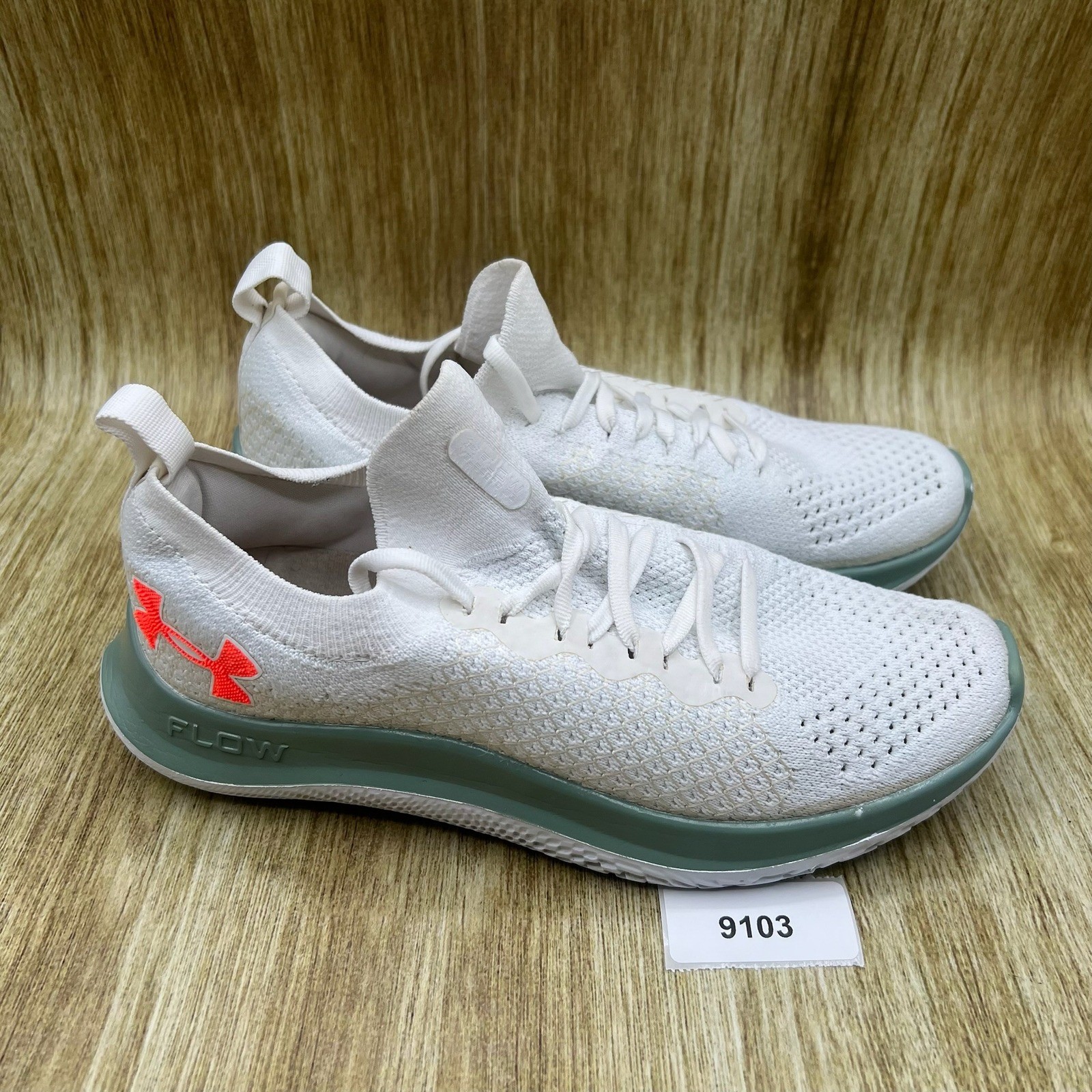 Under Armour Flow Velociti SE Women’s Size 8.5 White Phoenix Fire 3024017-114