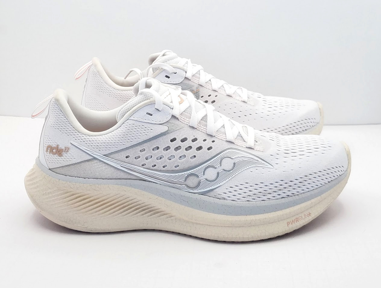 Saucony Womens (Size 10.5 Medium B/M) Ride 17 Cushioned Sneakers TRIED ON ONCE