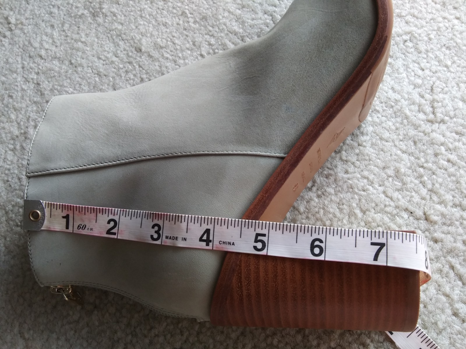 BRAND NEW ANTONIO MELANI Stylish Classy Quality Light Green LEATHER Bootie-9.5 M