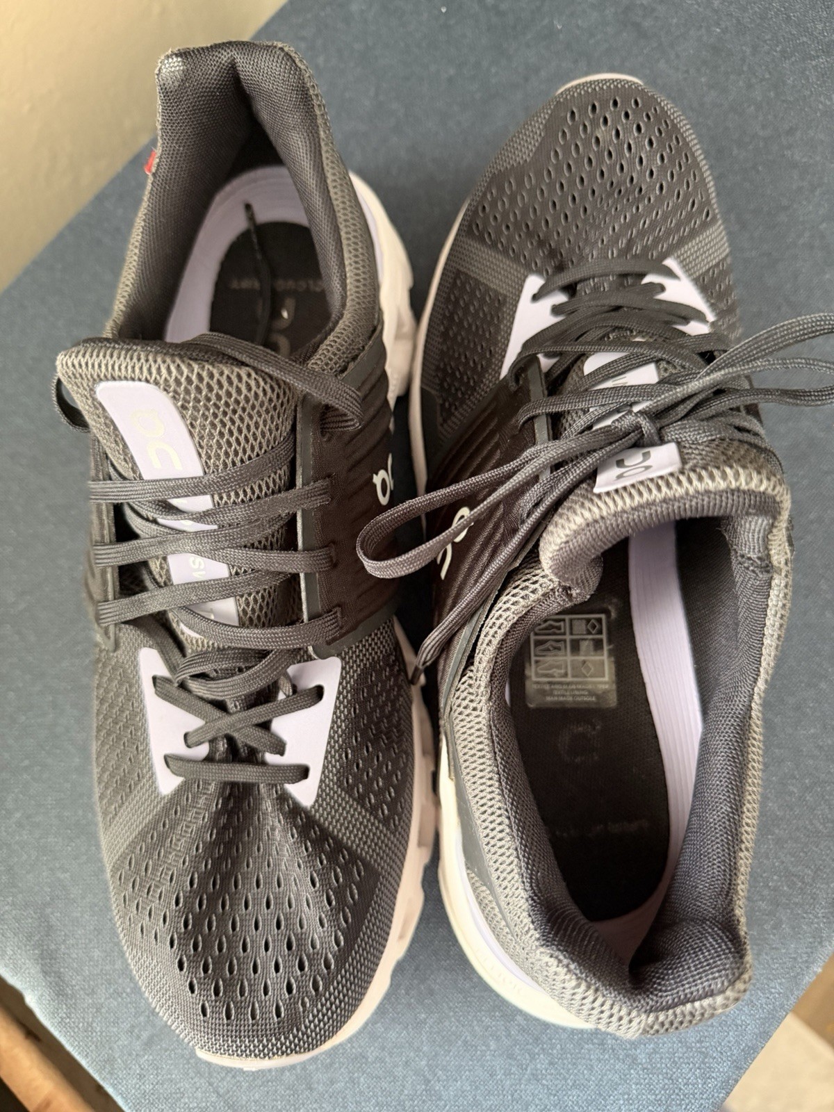 On Cloud Swift Grey/Black/Lavender Women’s Sneakers Size 10 (EU 41)