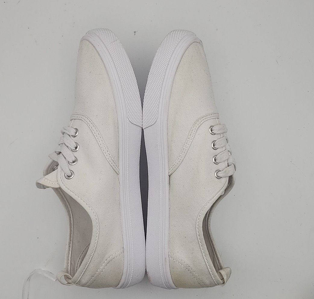 H &M White Canvas Sneakers Gym Shoes Women’s Size 7 SEE DISCRIPTION
