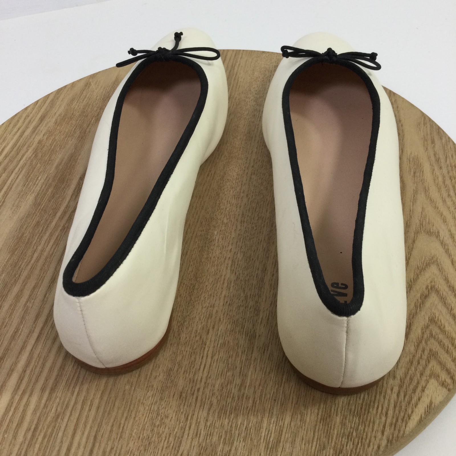 Maeve by Anthropologie Womens The Sabina Ballet Flats Leather Cream Size 9