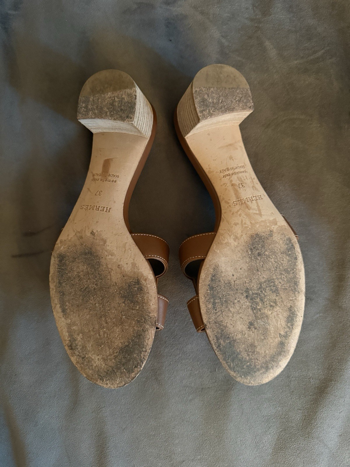 Hermes Oasis Sandal 37
