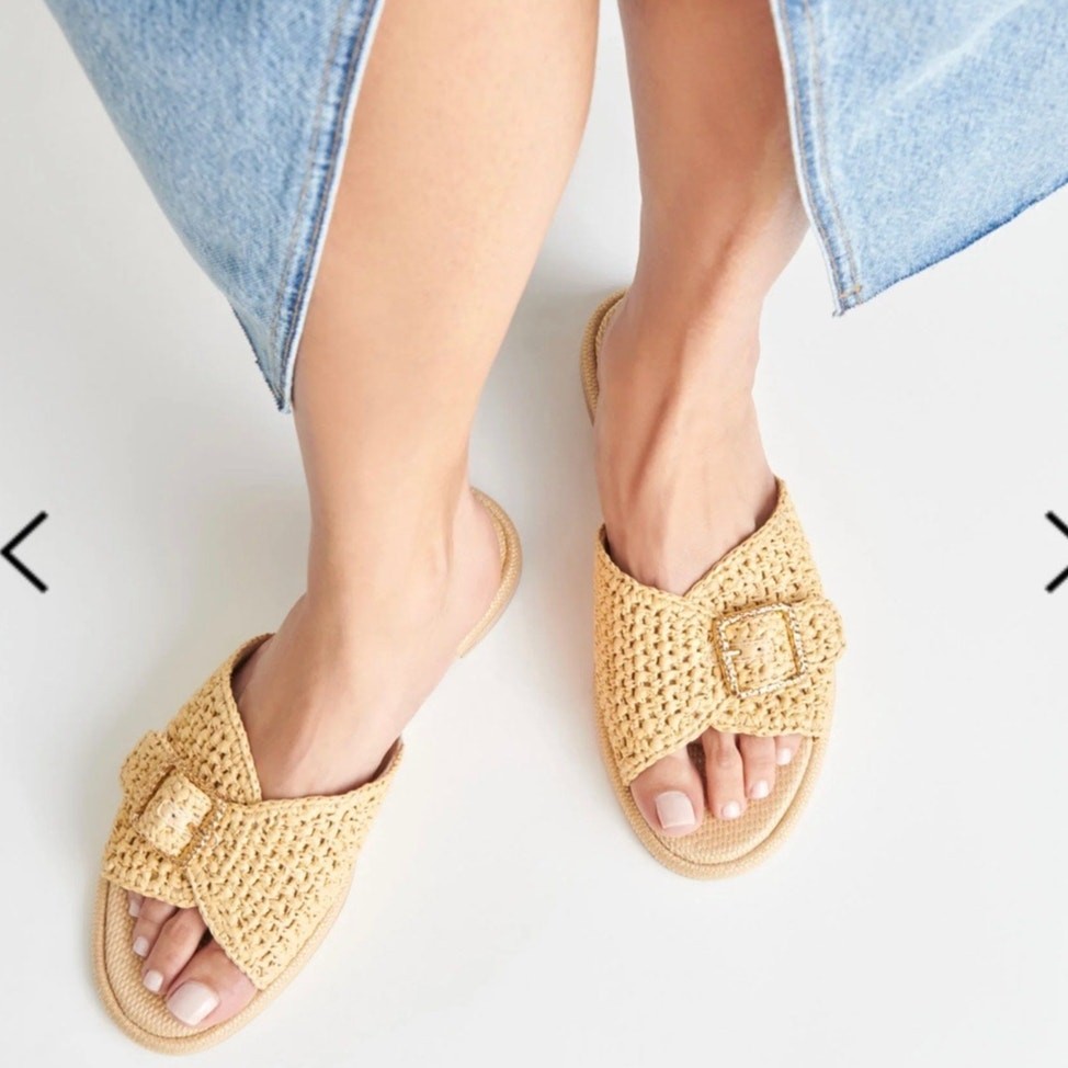 Dolce Vita NEW Alonzo Natural Raffia Buckle Slide Flat Sandal Size 7