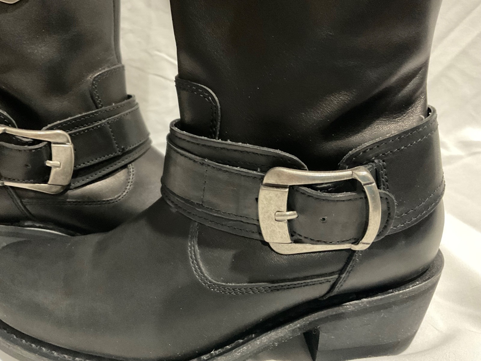 Harley Davidson Women’s Leather boots size 7 – Super cute—Excellent condition