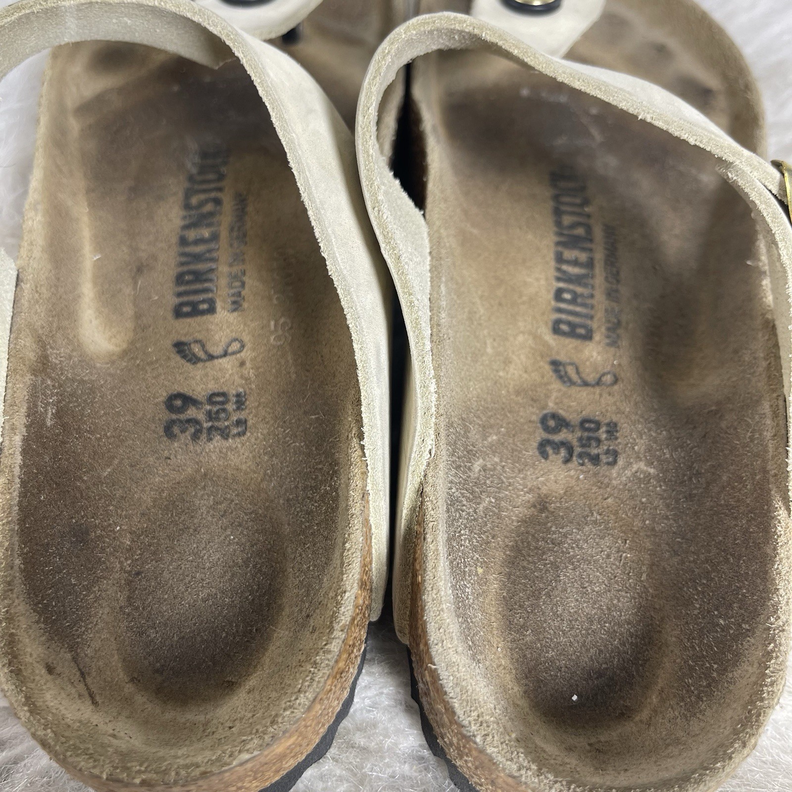 Birkenstock Gizeh Suede Sandals Cream Narrow EU 39 Women’s 8 Germany