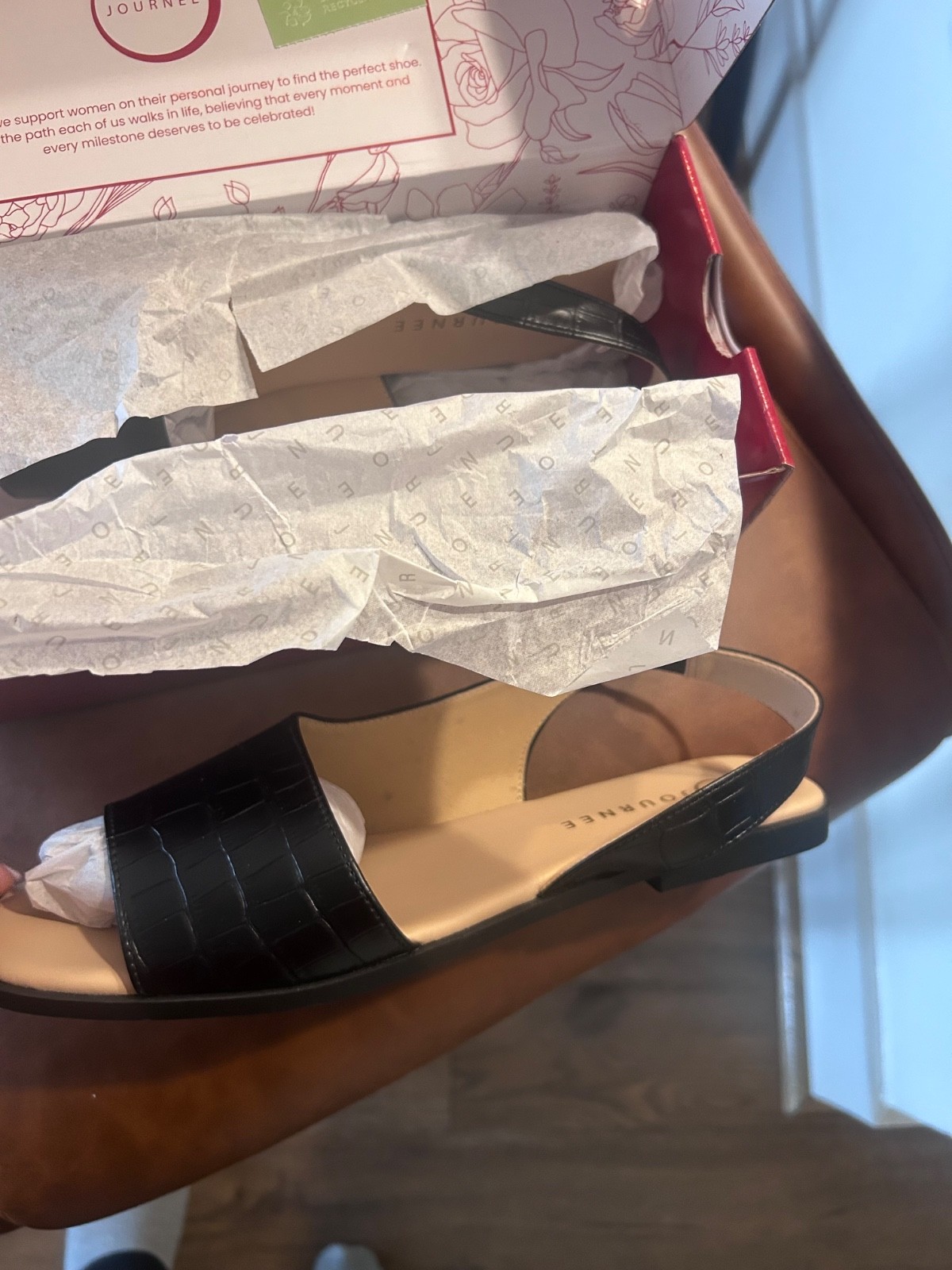 Journee Brinsley Sandal, Black, women’s size 9.5M, new with box