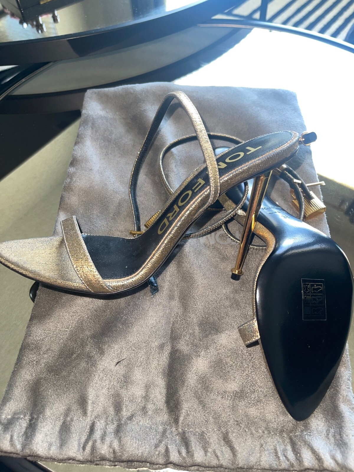 100% Authentic Tom Ford Demin Gold Metallic Padlock Heels Size 38 NEVER WORN