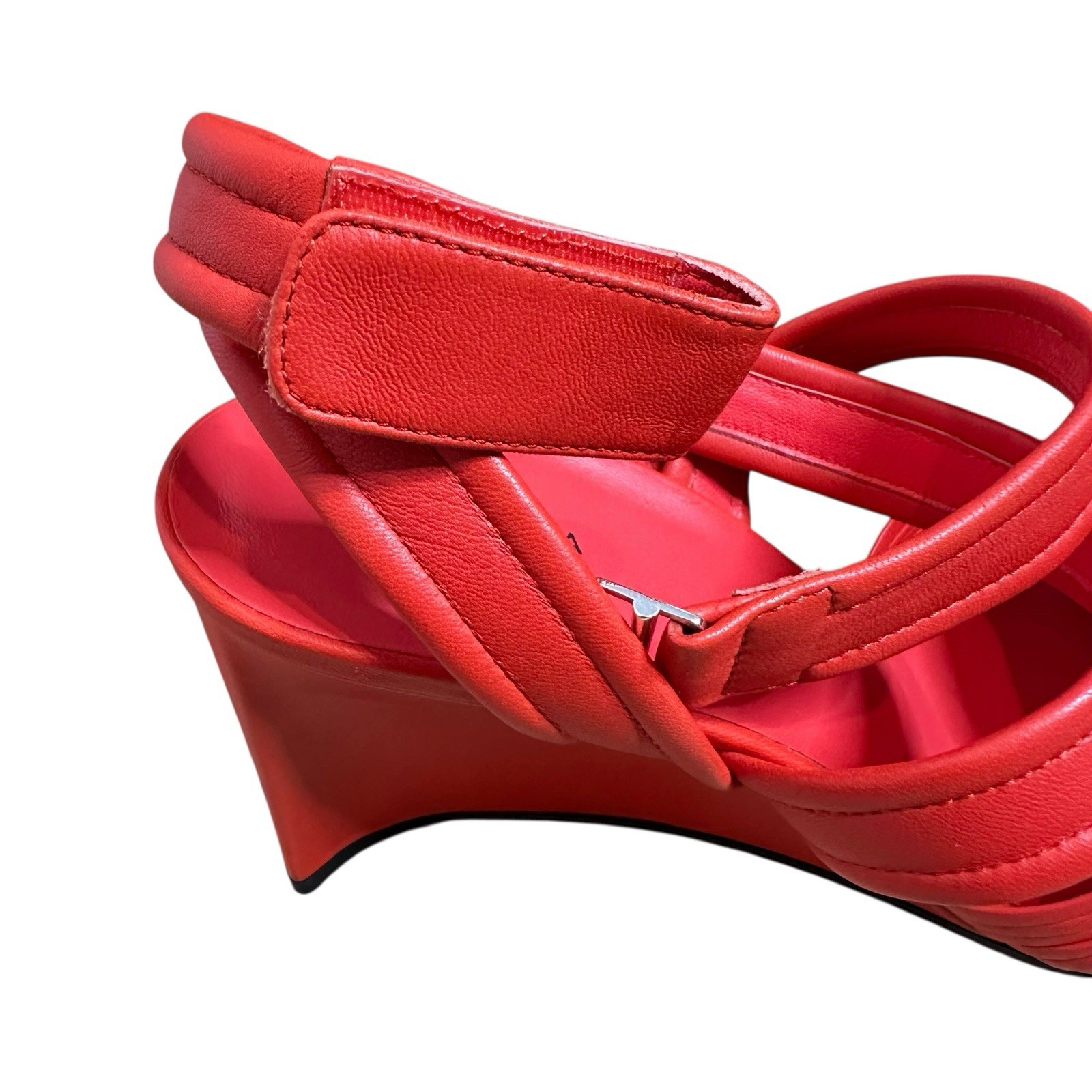Via Spiga Poppy Red Open Toe Wedge Quilted Leather Sandals | 9.5