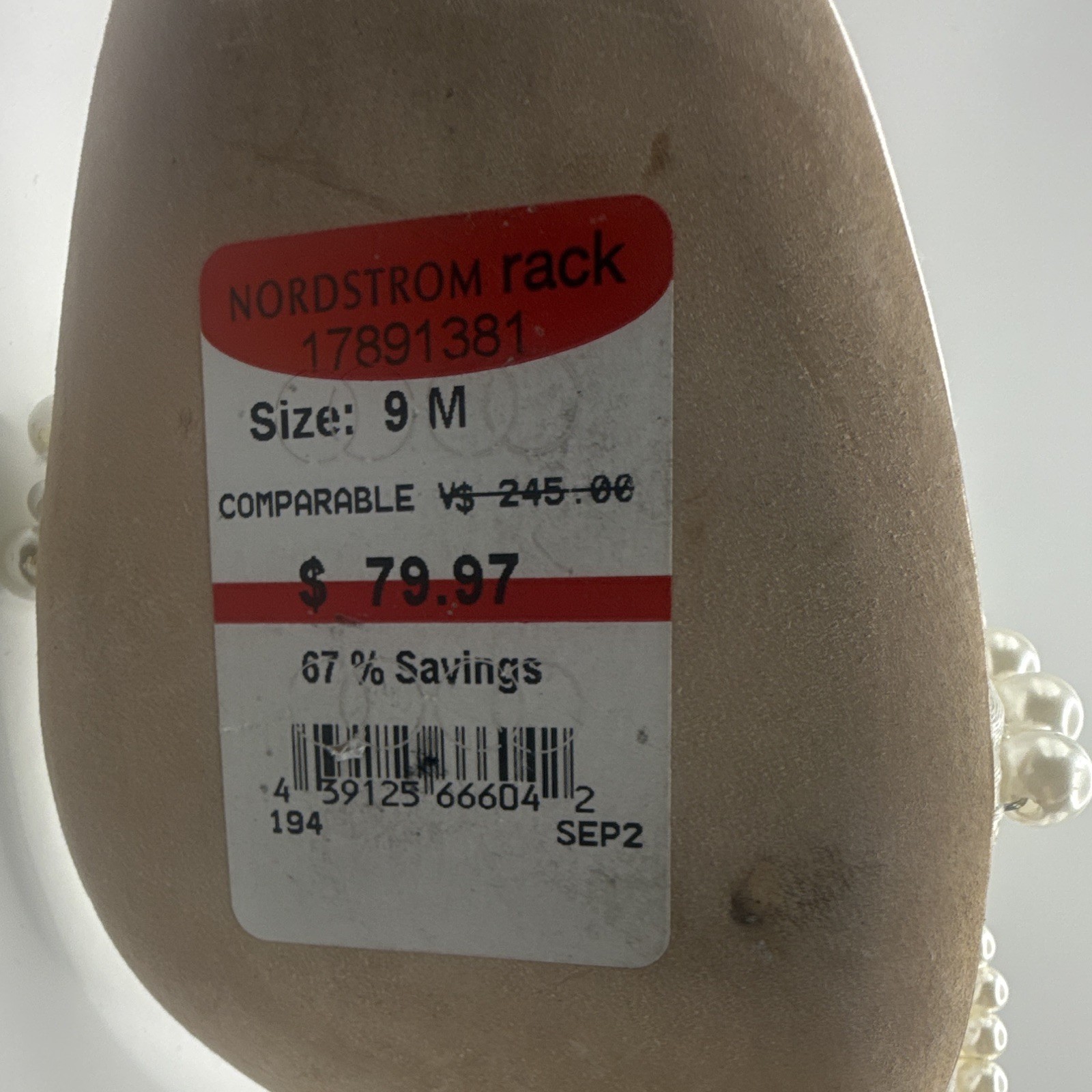 New No Box Badgley Mischka Feisty Pearl Ankle Strap Heels Size 9