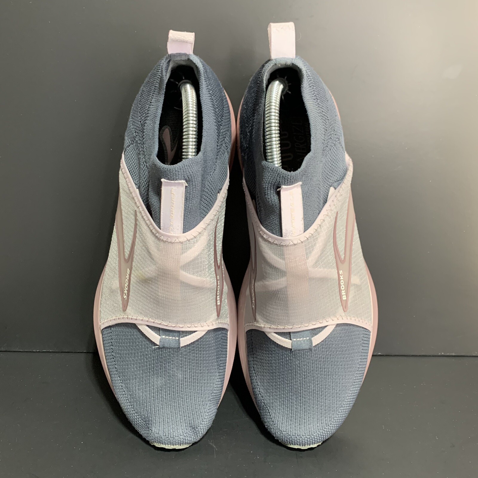 Brooks Levitate 4 LE Running Shoes 1203471B074 Grey Pink Women’s Size 11 B