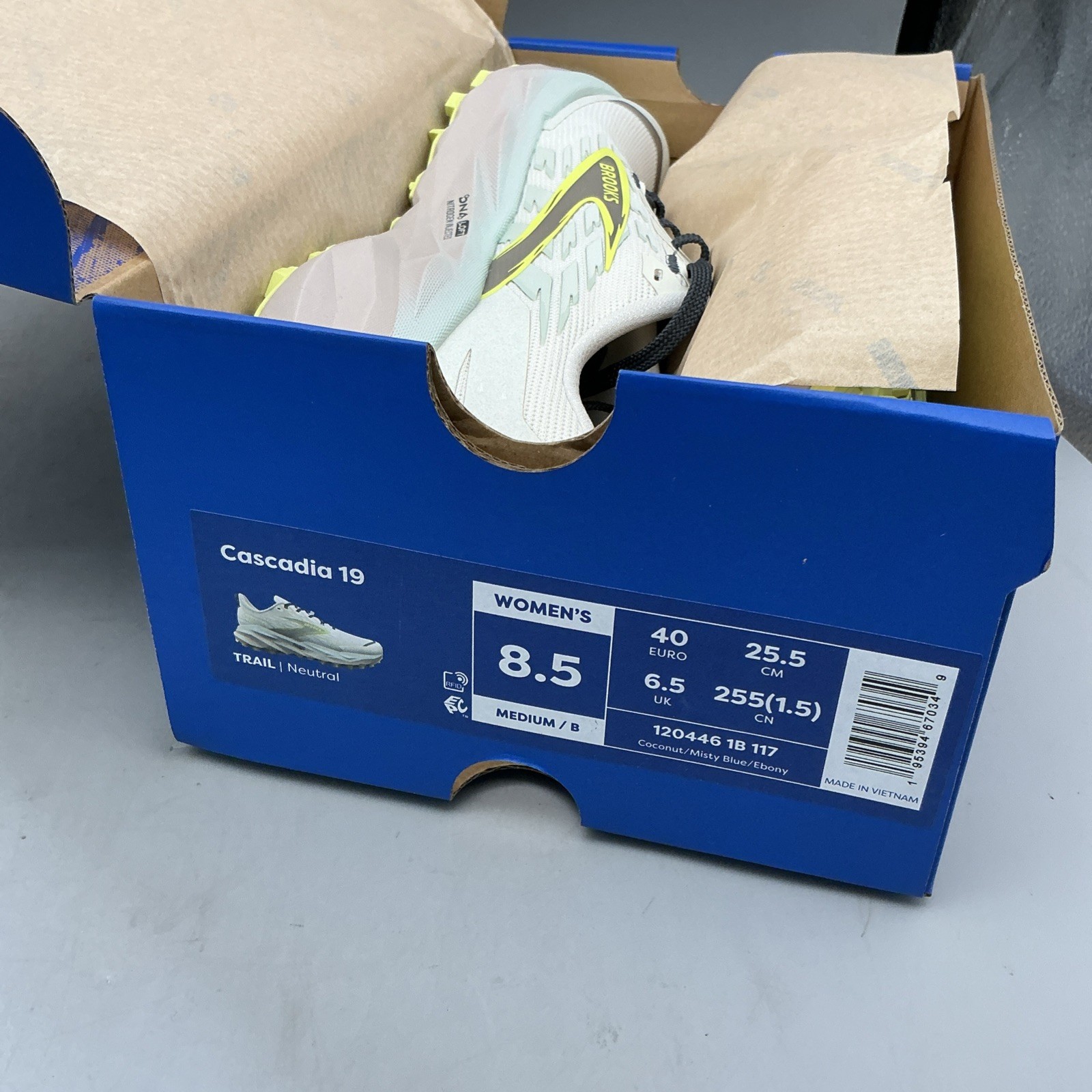 BROOKS Cascadia 19 Women’s Trail Running Shoes Size 8.5 M Brand New