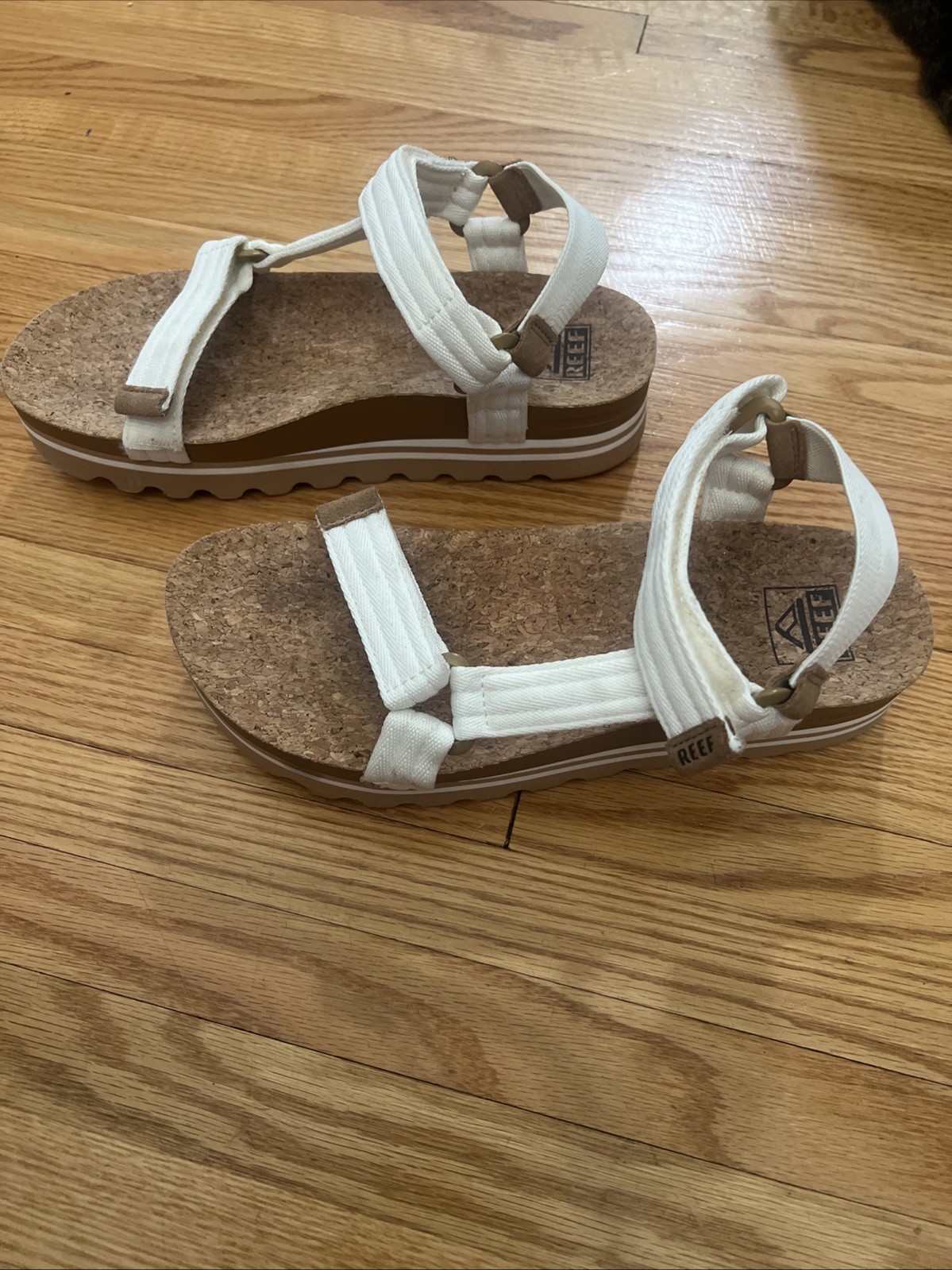 Reef Cushion Rem Hi Whisper White platform ankle strap wedge sandals 7.5 / 38