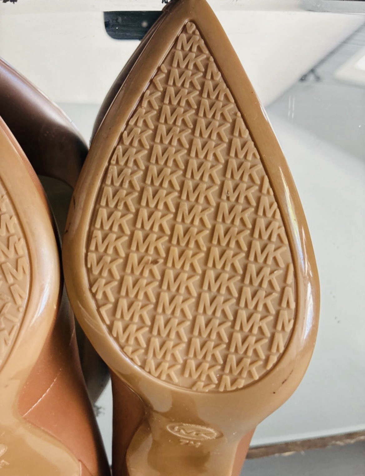 Michael Kors Women’s Brown Leather Pointed Toe Stiletto Pumps Slip On 7