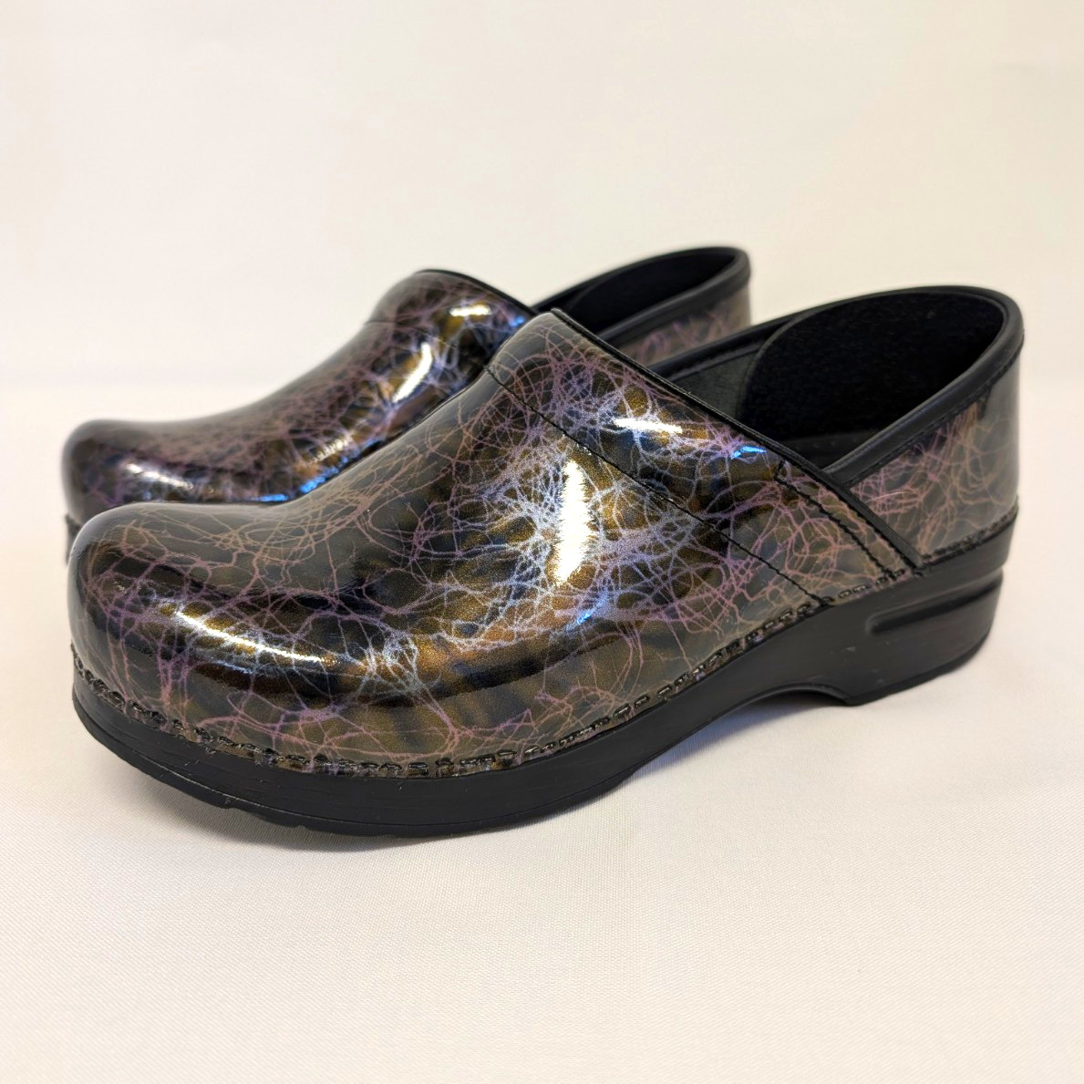 Dansko Professional Women’s Leather Clogs Slip Resistant Abstract EU 39 US 8.5