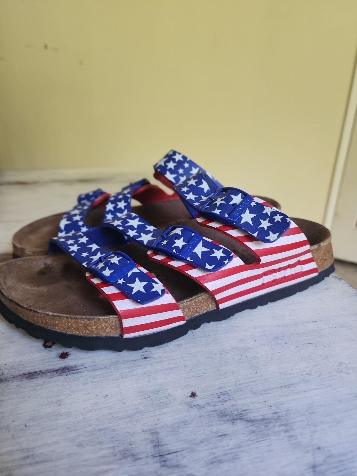 Birki’s Birkenstock Women 8 Patriotic Sandals Red White Blue Stars Strap