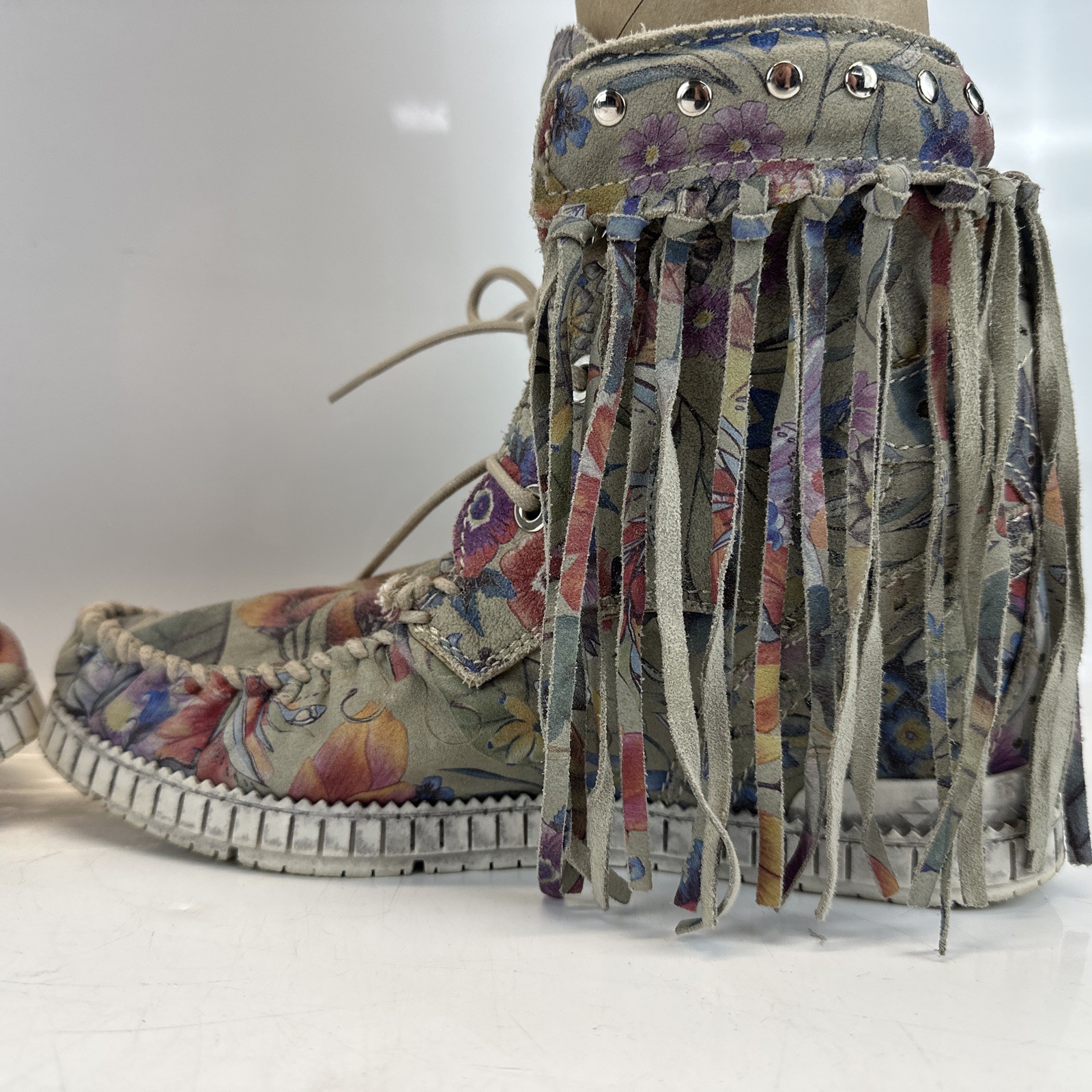 El Vaquero Roseland Moccasin Boot Women’s EU 39 US 8 Italy Made Suede Boho