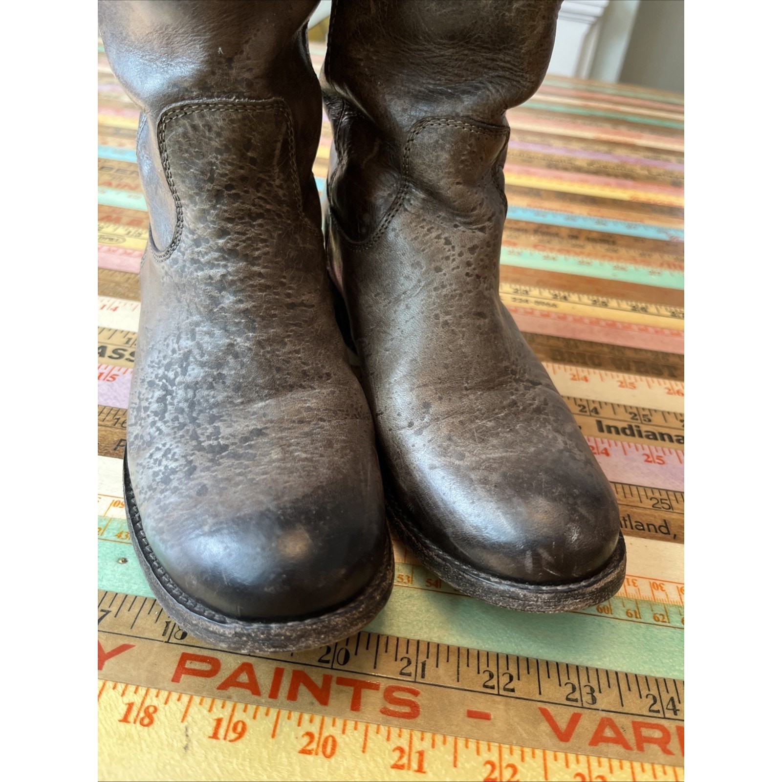 Frye Gray Brown Leather Riding Boots Women’s Western Size 6.5 #77172 Distressed