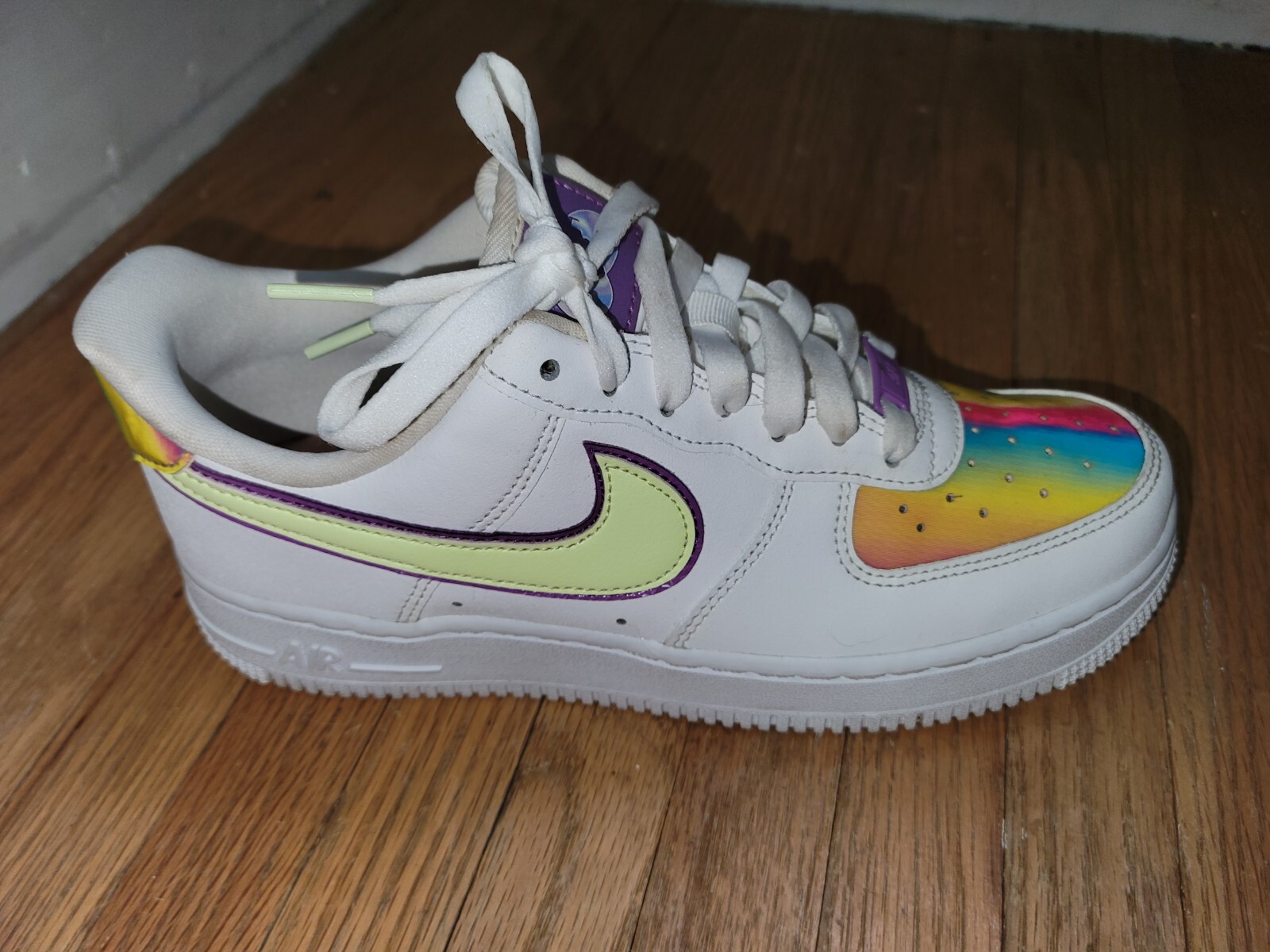 Size 7 Nike Air Force 1 Low Easter 2020