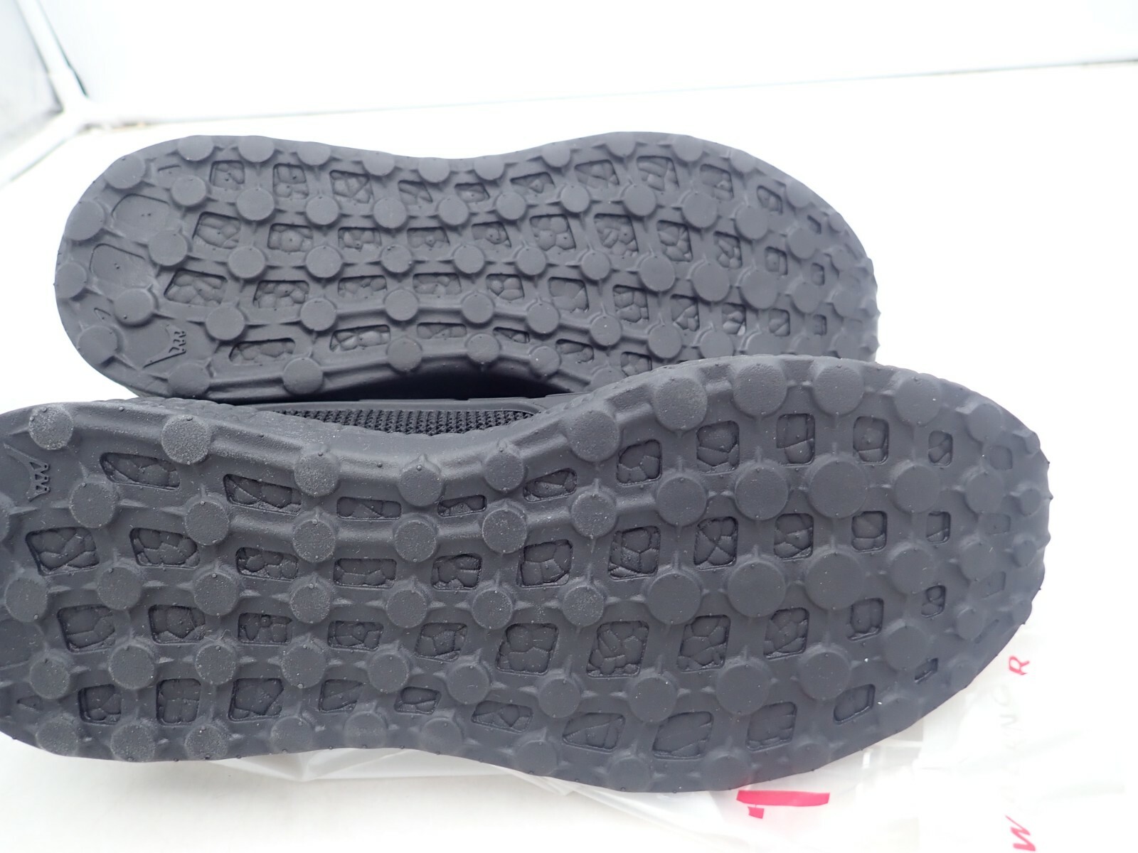 Feetmat Women’s Running Shoes Non Slip Mesh Sneakers 5.5, 6.5, 7, 8, 9, 11, &12
