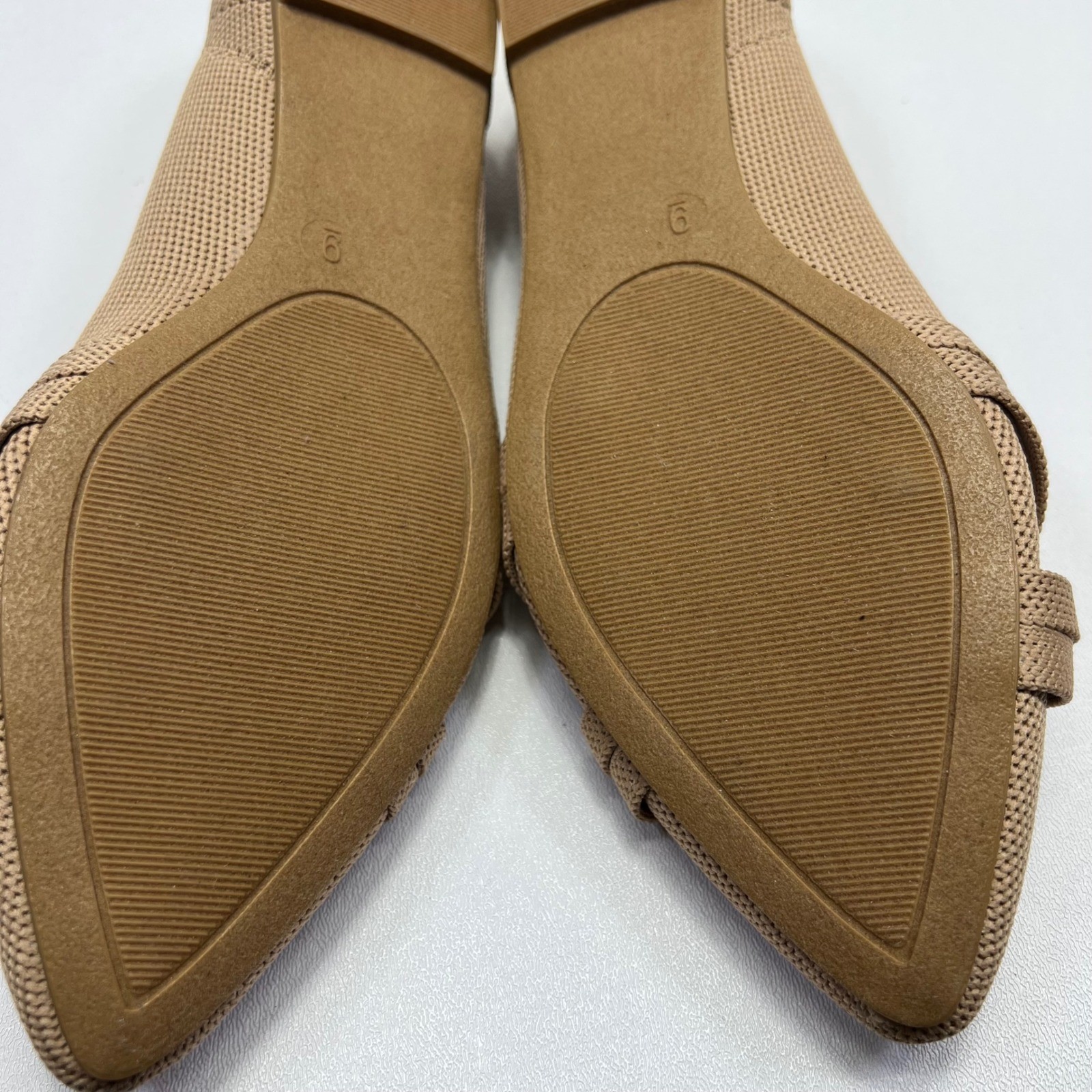 Tahari Catalina Flats Womens Size 9 Tan Knit Pointed Toe Knot Bow Ballet Slip On