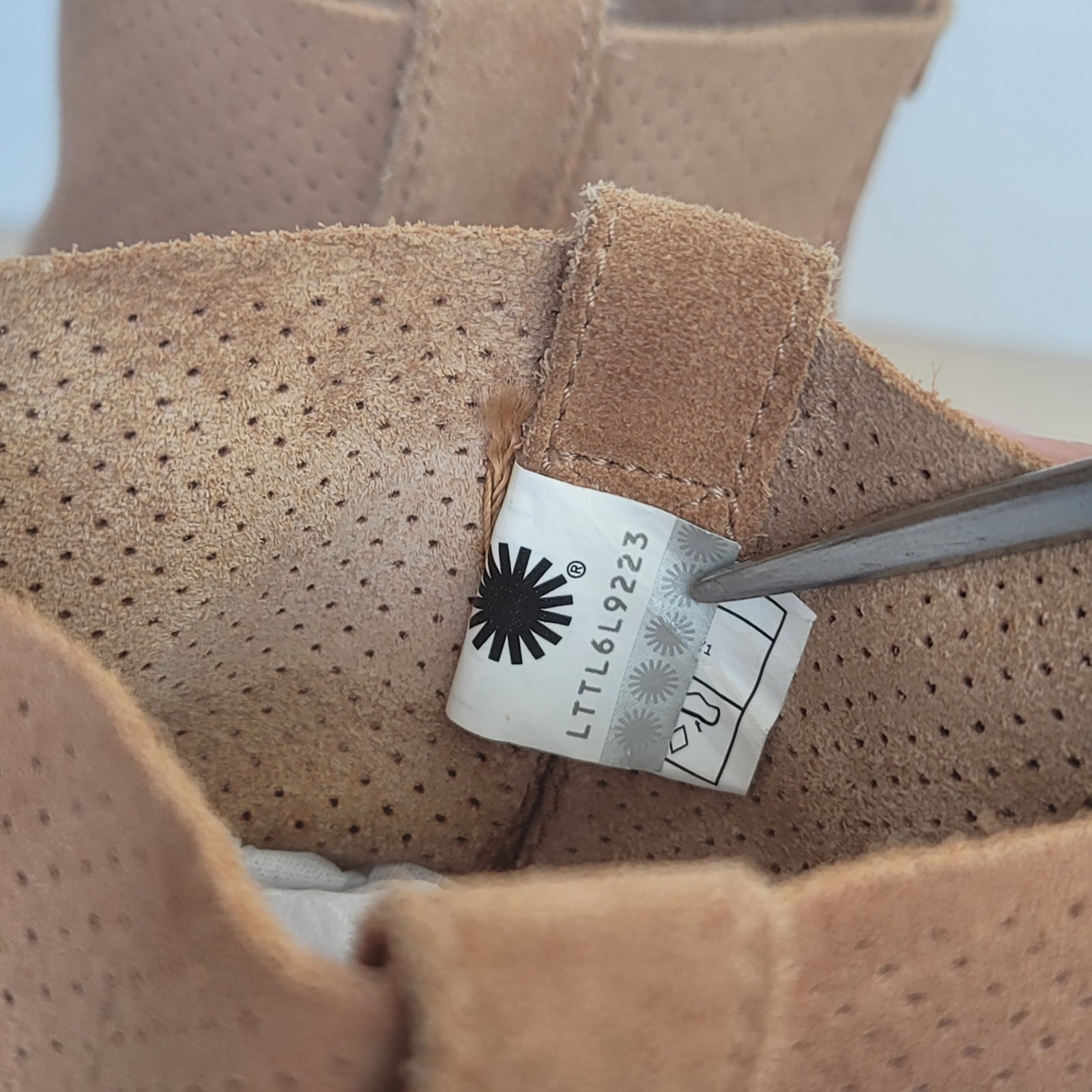 UGG Classic Unlined Mini Perforated Tawny Suede Leather Booties Booties Sz 5