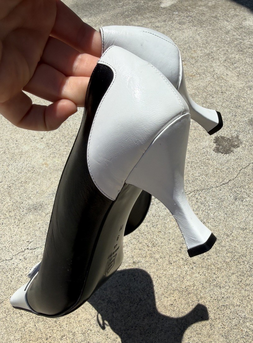 Via Spiga Pumps Women’s Size 9 M Shoes Mules Kitty Heels Leather Black & White