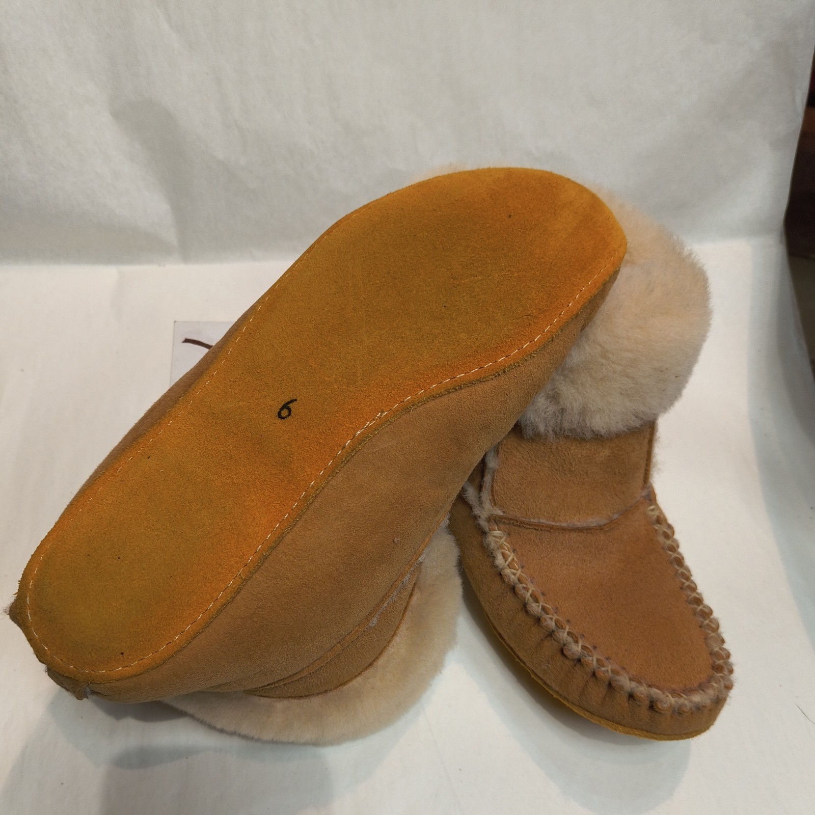 Bastien Industries Hiawatha Moccasins Style 771 Women’s Size 6